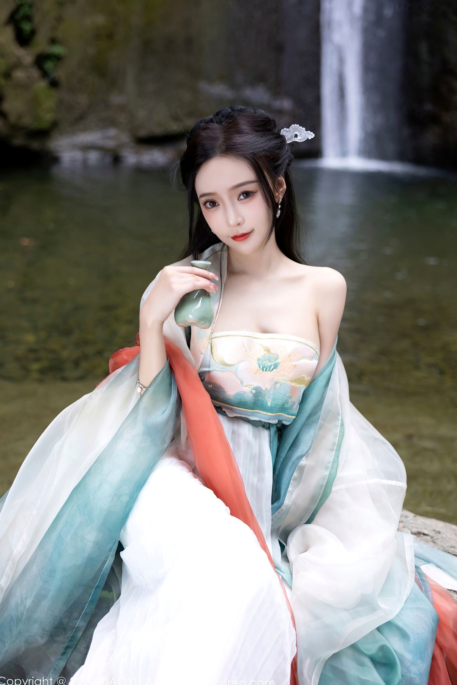 Gallery - XiaoYu语画界 - Painting World ：王馨瑶Yanni杭州户外旅拍，素雅汉服国风写真，清纯仙气与丝袜诱惑尽显东方风韵语画界 - Painting World 户外气质清纯丝袜 王馨瑶女神私房照_秀色女神 - image 6