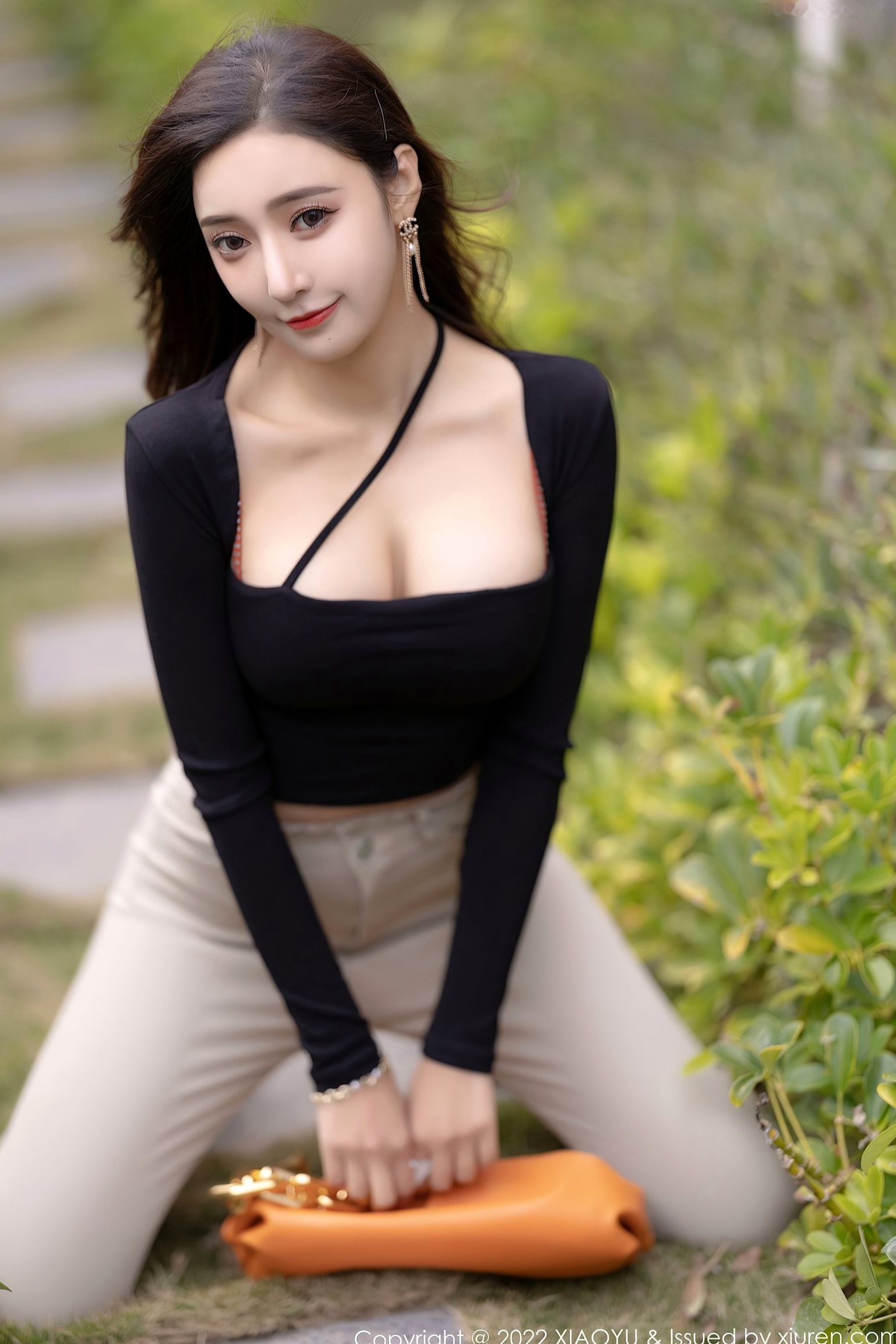 Gallery - XiaoYu语画界 - Painting World -762-王馨瑶Yanni-惠州旅拍户外橙色内衣时尚穿搭，魅力御姐修身长裤尽显极品身材，性感大尺度写真全集语画界 - Painting World 性感极品美腿气质内衣 王馨瑶女神私房照_秀色女神 - image 11