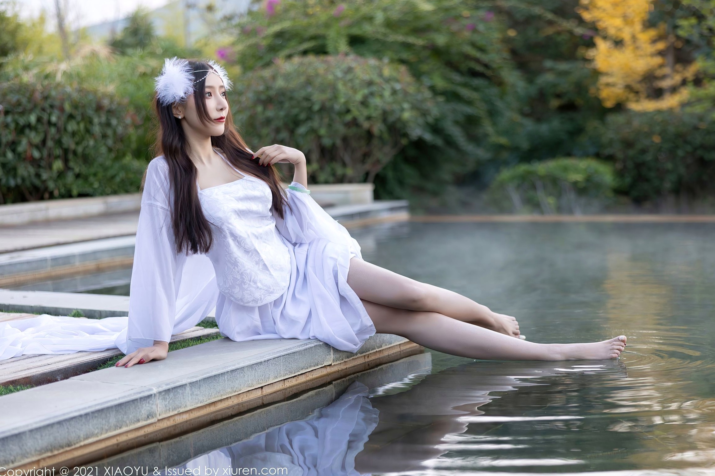 Gallery - XiaoYu语画界 - Painting World -672-王馨瑶Yanni-云南泳池旅拍白纱古装写真-唯美户外私房大尺度合集性感户外私房照大尺度语画界 - Painting World  王馨瑶女神私房照_秀色女神 - image 8