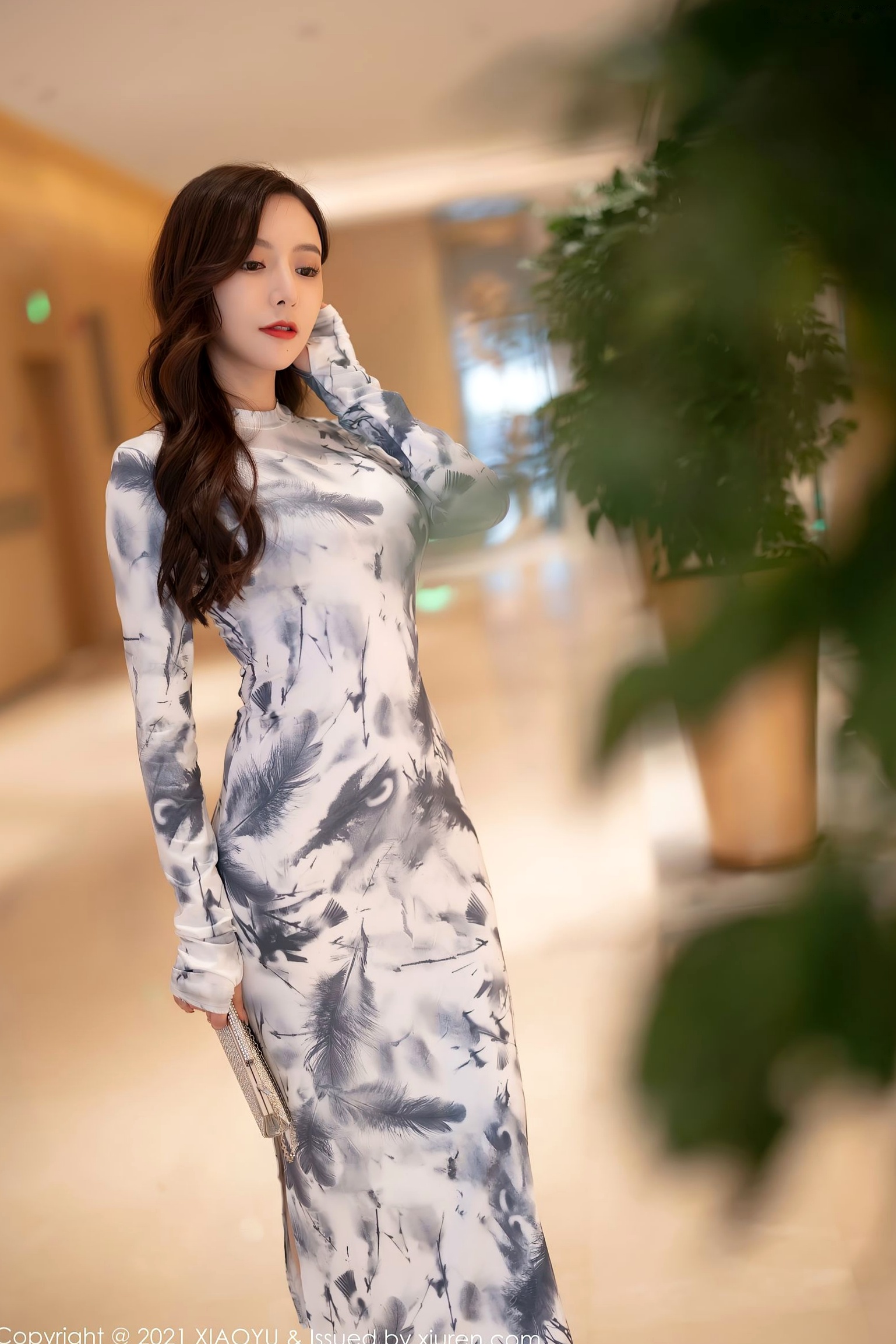 Gallery - XiaoYu语画界 - Painting World -652-王馨瑶Yanni-气质女神水墨紧身长裙优雅私房写真-无圣光大尺度语画界 - Painting World 性感气质私房照美腿女神 王馨瑶女神私房照_秀色女神 - image 5