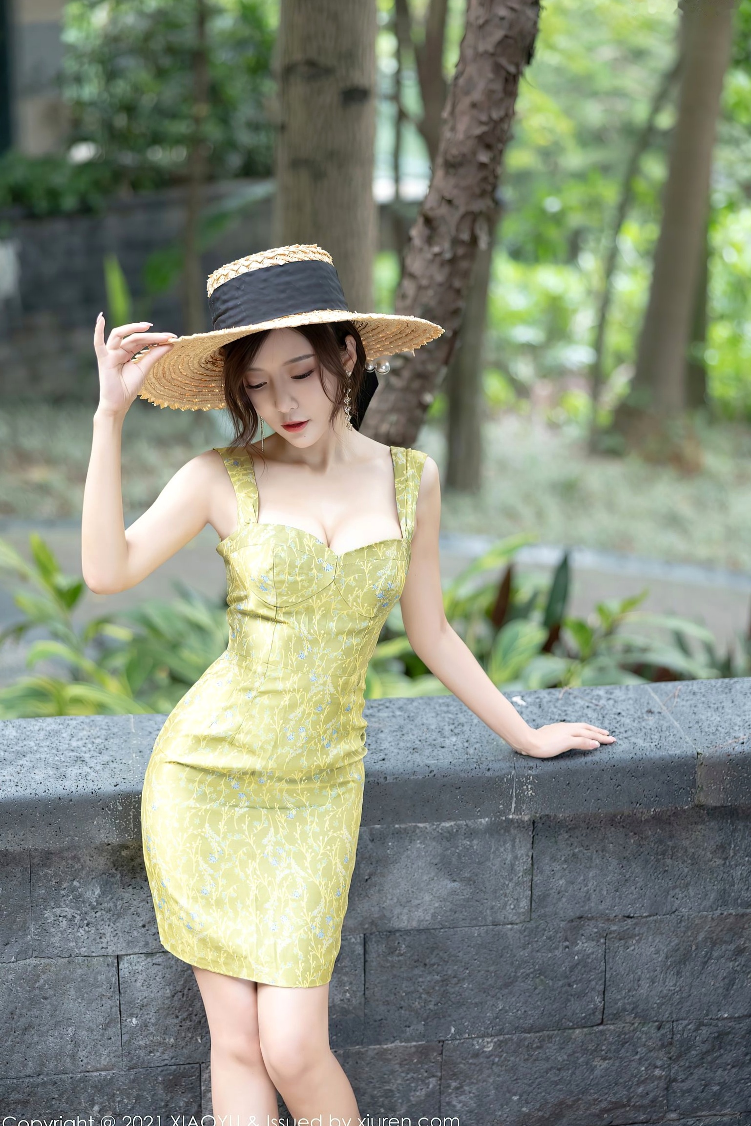 Gallery - XiaoYu语画界 - Painting World -624-王馨瑶Yanni-室内私房诱惑与户外森系优雅写真-典雅多姿服饰-2021.09.28语画界 - Painting World 性感诱惑私房照气质 王馨瑶女神私房照_秀色女神 - image 11