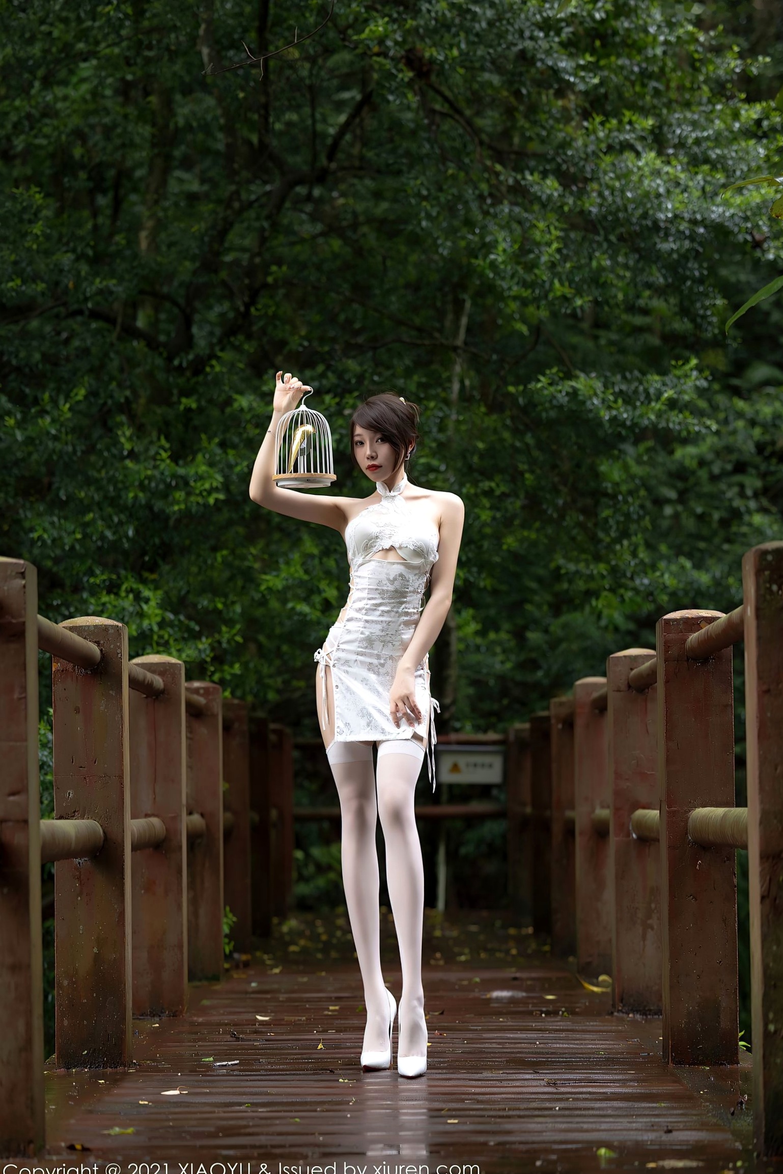 Gallery - XiaoYu语画界 - Painting World -588-芝芝-户外古韵旗袍写真-性感蕾丝吊带白丝视觉盛宴语画界 - Painting World 性感旗袍户外丝袜诱惑 芝芝女神私房照_秀色女神 - image 32