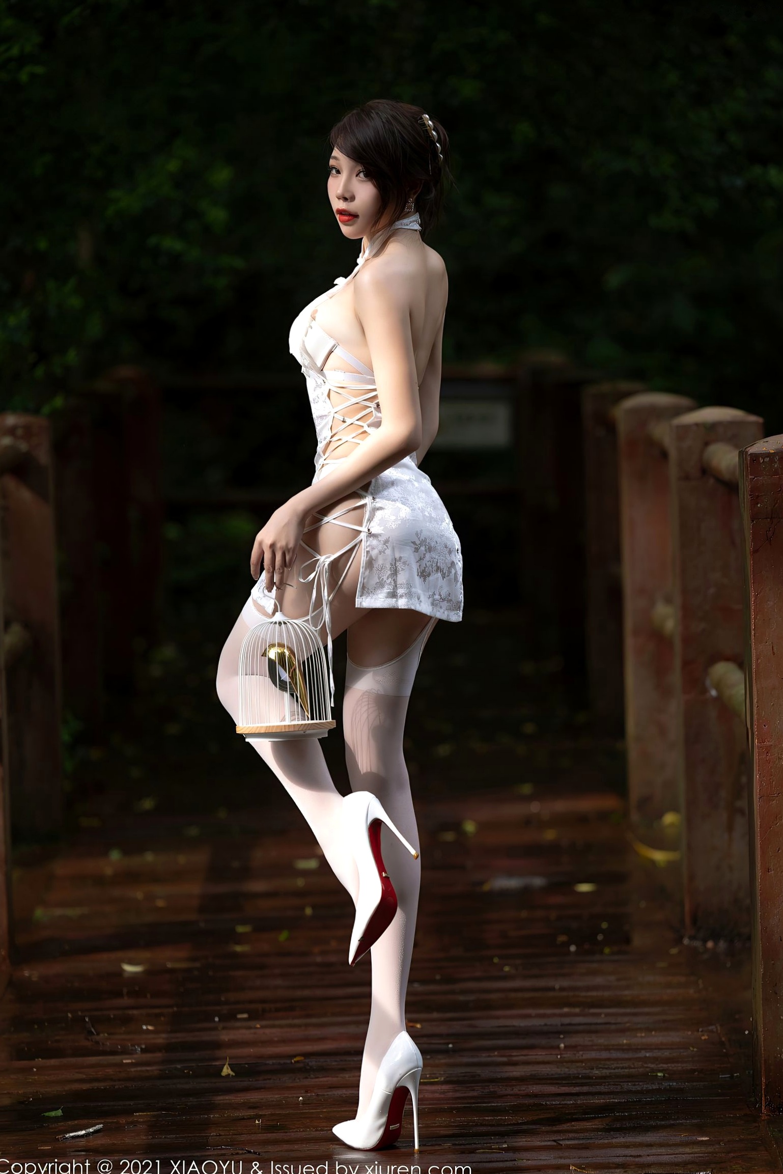 Gallery - XiaoYu语画界 - Painting World -588-芝芝-户外古韵旗袍写真-性感蕾丝吊带白丝视觉盛宴语画界 - Painting World 性感旗袍户外丝袜诱惑 芝芝女神私房照_秀色女神 - image 38