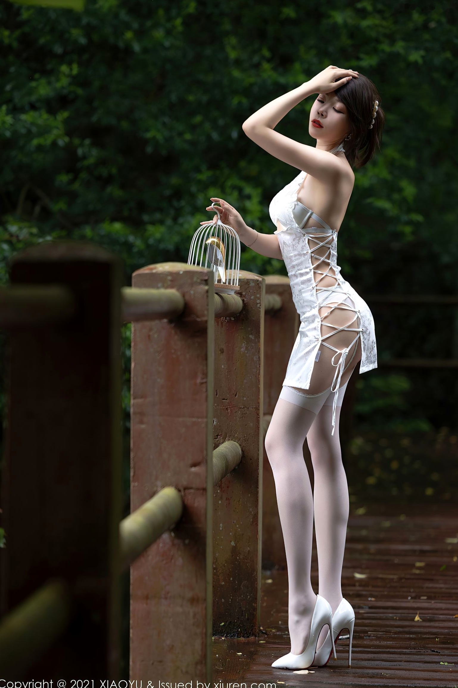 Gallery - XiaoYu语画界 - Painting World -588-芝芝-户外古韵旗袍写真-性感蕾丝吊带白丝视觉盛宴语画界 - Painting World 性感旗袍户外丝袜诱惑 芝芝女神私房照_秀色女神 - image 40