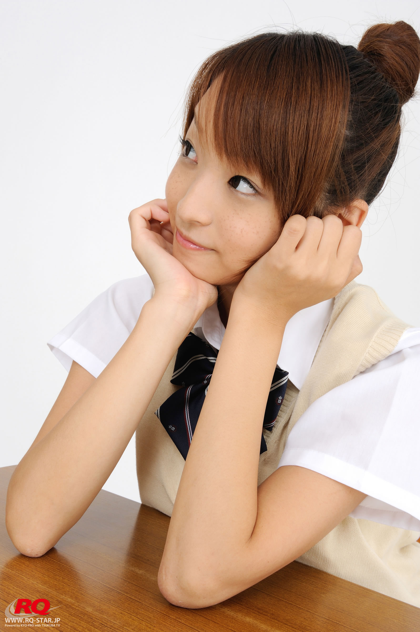 青木未央 [RQ-STAR]高清写真图NO.00097 Student Style