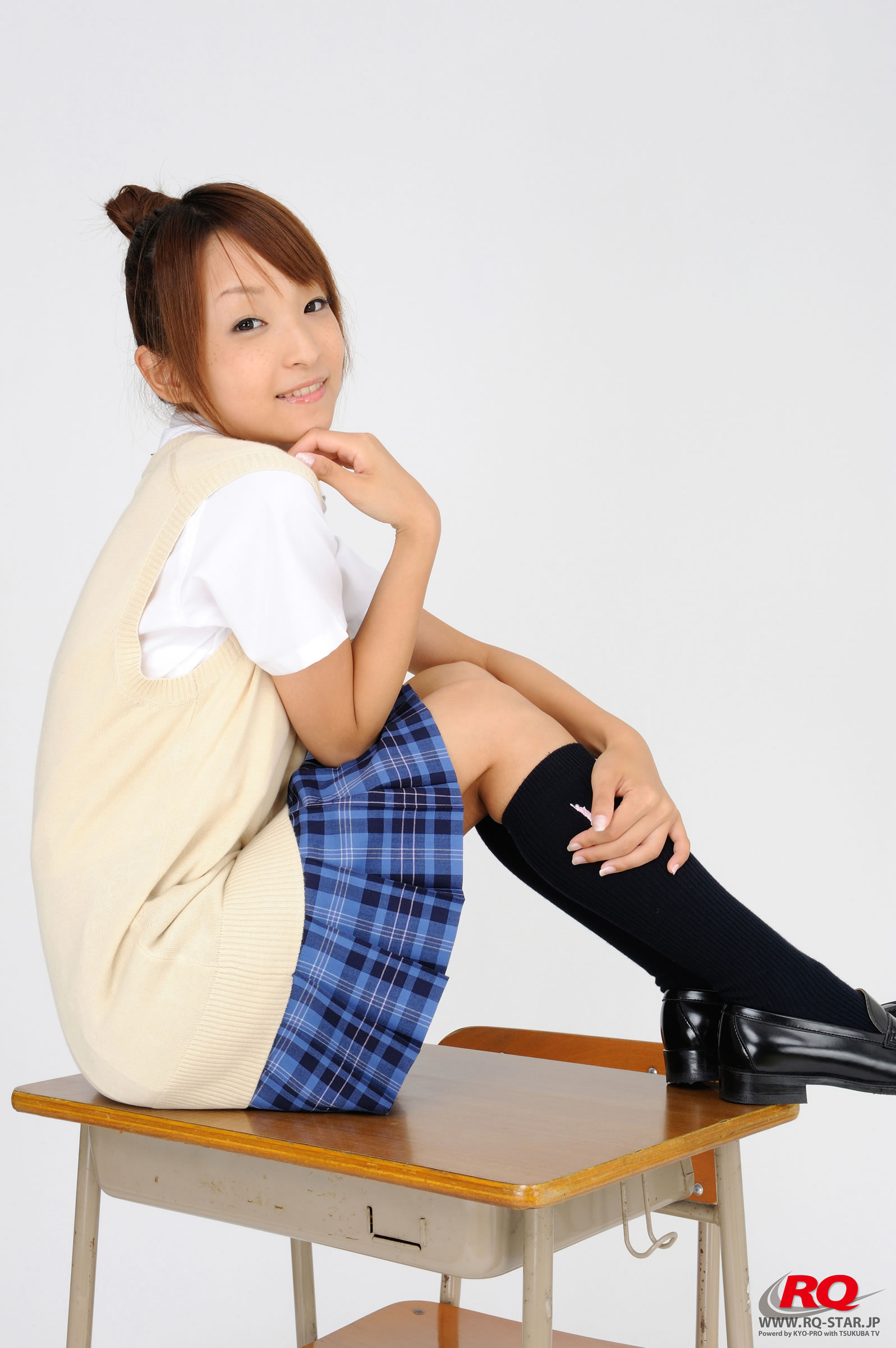 青木未央 [RQ-STAR]高清写真图NO.00097 Student Style