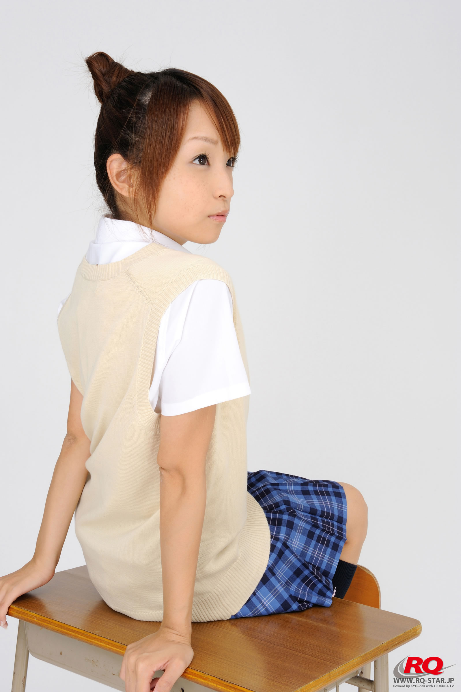 青木未央 [RQ-STAR]高清写真图NO.00097 Student Style