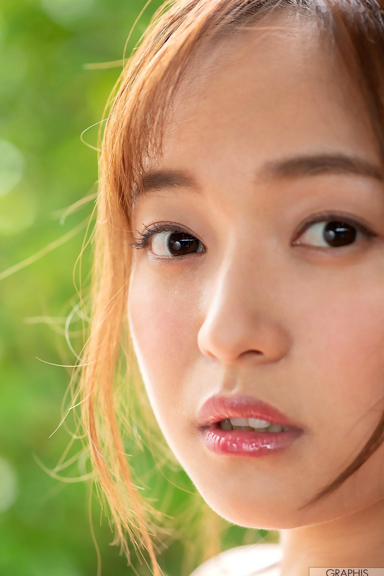 Gallery - Graphis山中真由美《Joy of love》精美写真：泳池私房诱惑，展现绰约身姿与极致性感日本性感诱惑私房照女神 山中真由美女神私房照_秀色女神 - image 10