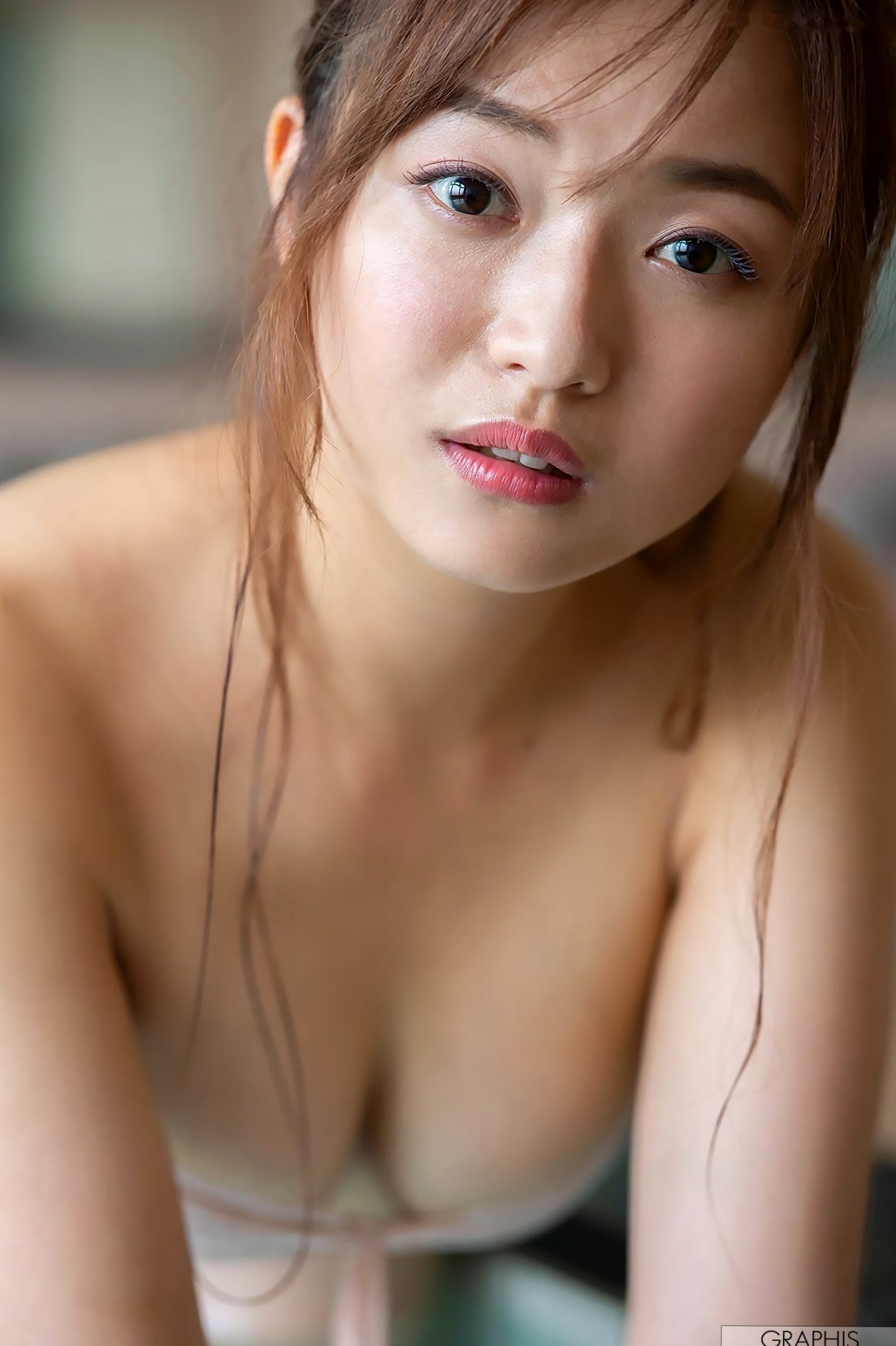 Gallery - Graphis山中真由美《Joy of love》精美写真：泳池私房诱惑，展现绰约身姿与极致性感日本性感诱惑私房照女神 山中真由美女神私房照_秀色女神 - image 93