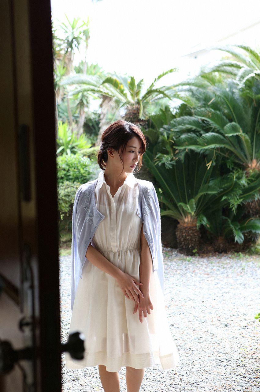 神室舞衣- [WPB-net]高清写真图 No.178《清楚妻の仮面の下》写真集