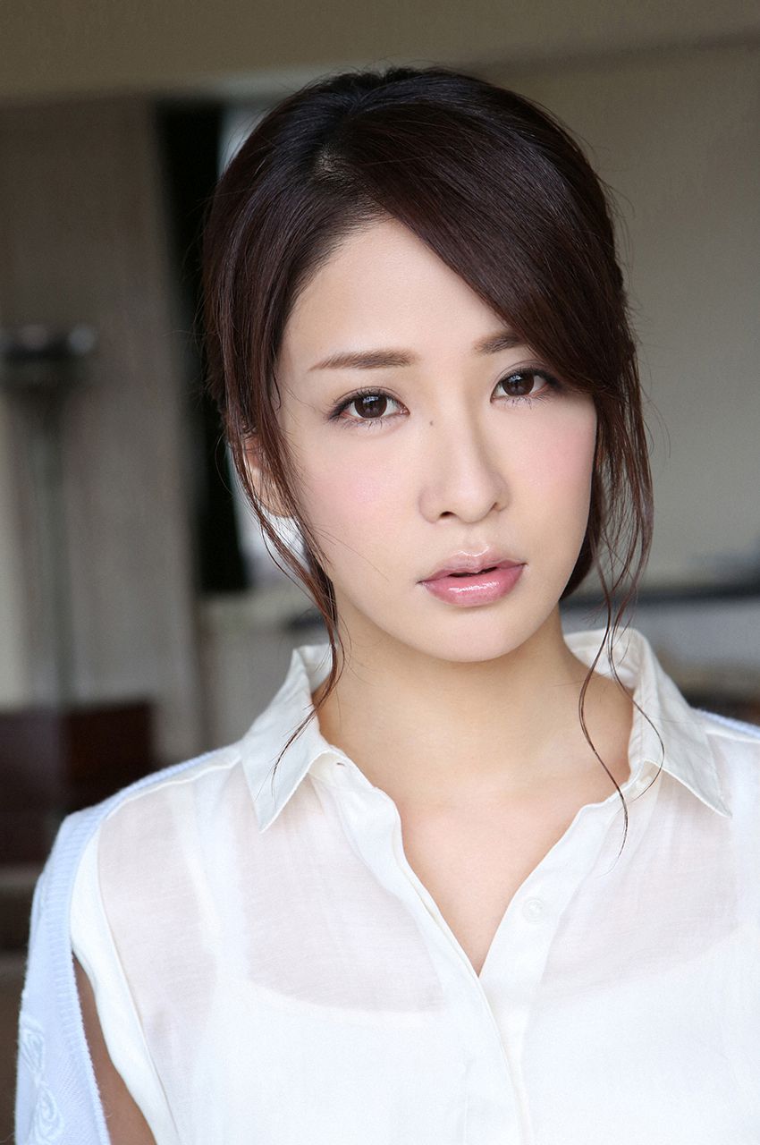 神室舞衣- [WPB-net]高清写真图 No.178《清楚妻の仮面の下》写真集