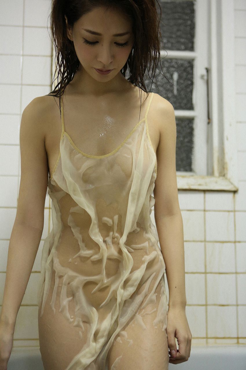 神室舞衣- [WPB-net]高清写真图 No.178《清楚妻の仮面の下》写真集