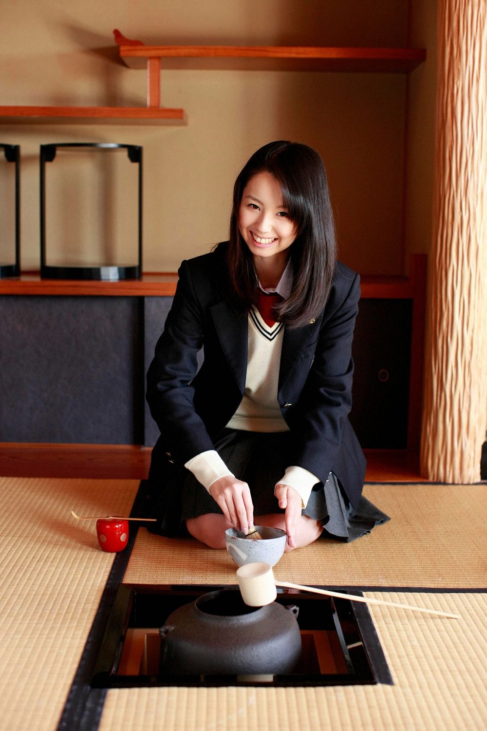 小池里奈-《卒業～お藏だし秘藏カシト～》[Ys Web]高清写真图Vol.500