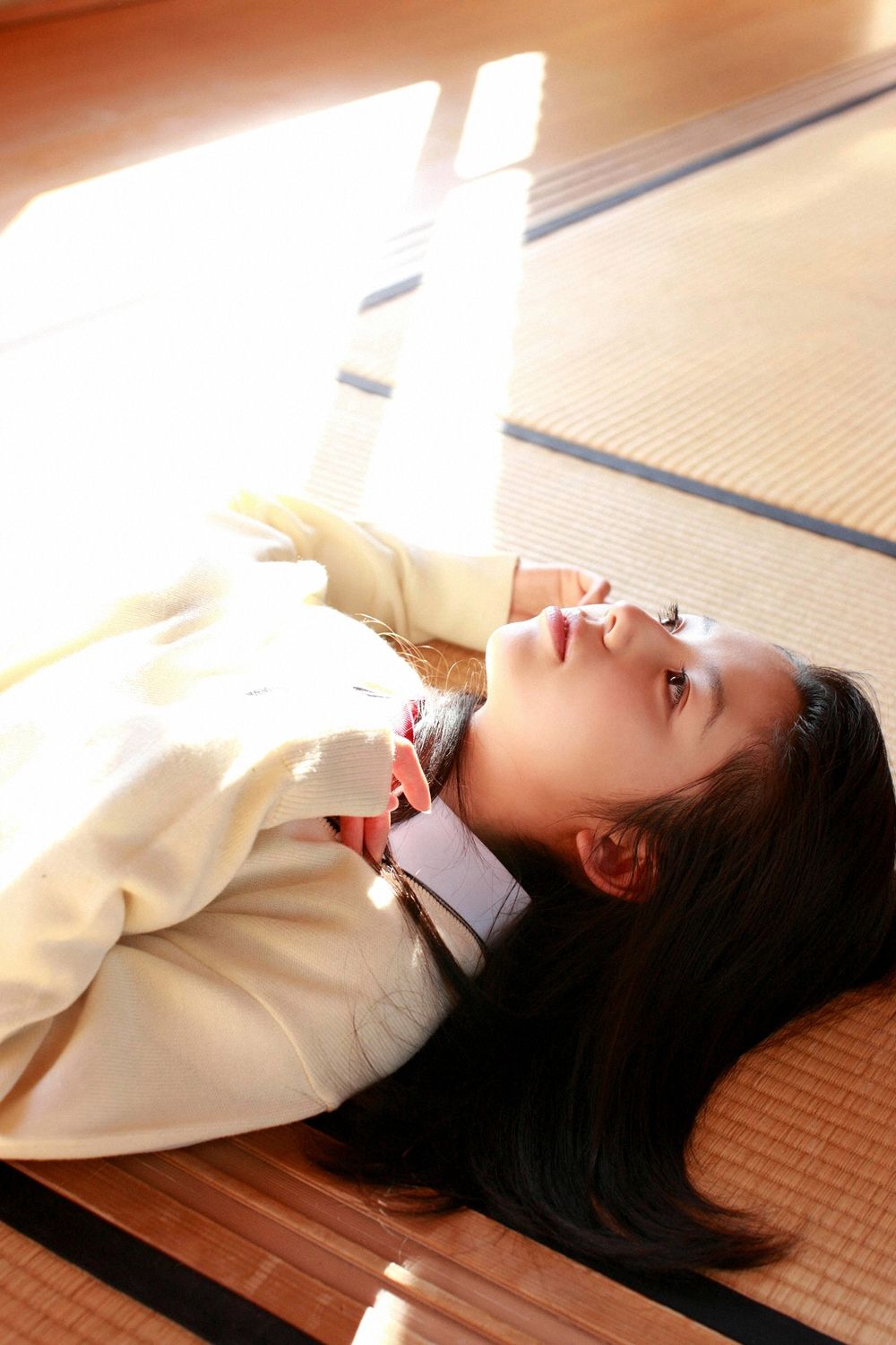 小池里奈-《卒業～お藏だし秘藏カシト～》[Ys Web]高清写真图Vol.500