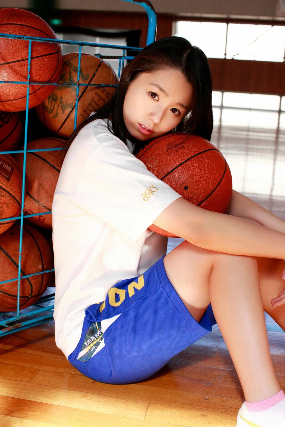 小池里奈-《卒業～お藏だし秘藏カシト～》[Ys Web]高清写真图Vol.500