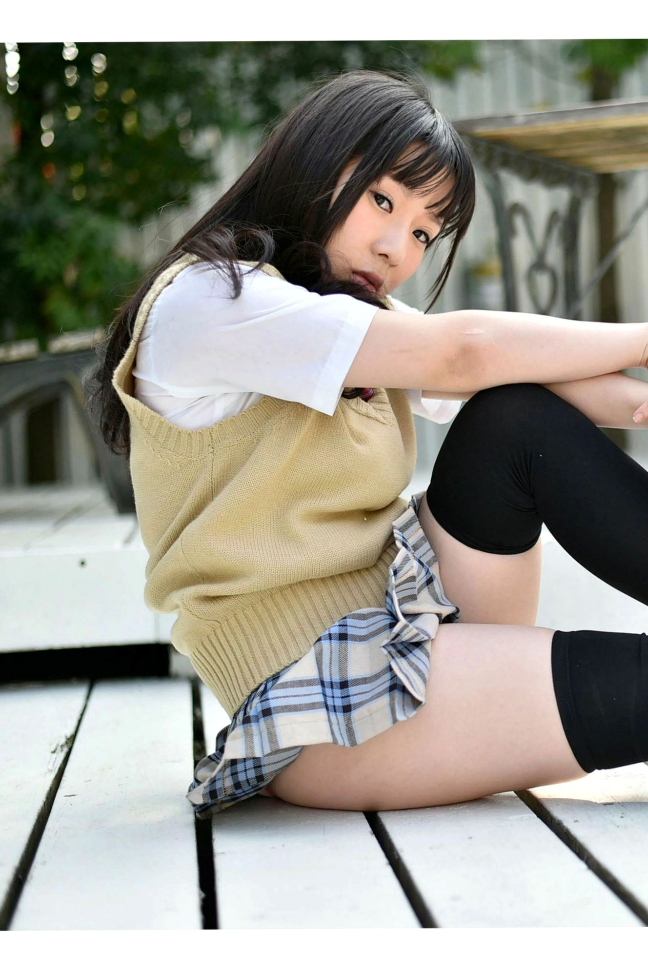 Gallery - PB写真集_雨宮留菜《女子校生 萌える絶対領域》——清纯校服制服诱惑与性感比基尼私房写真，童颜巨乳尽显绝美诱惑日本校服童颜巨乳内衣清纯 雨宫留菜女神私房照_秀色女神 - image 50