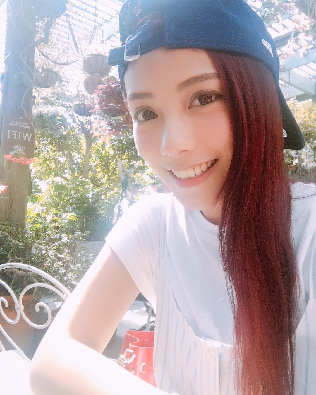 邓伊玲- 到澳洲旅行三点式大解放