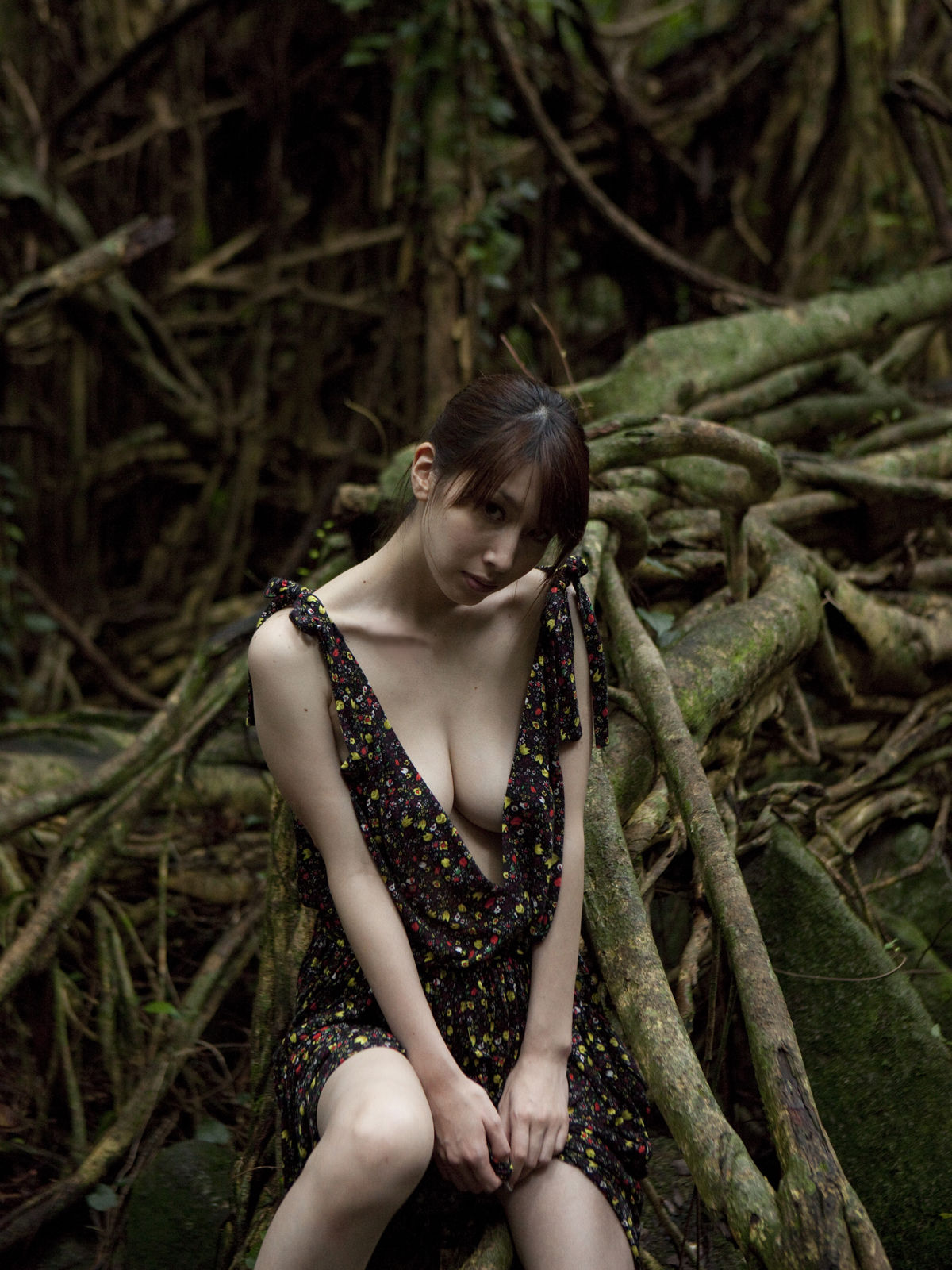 小林惠美(小林恵美)-《INNER FOREST》[Sabra]高清写真图套图写真图集