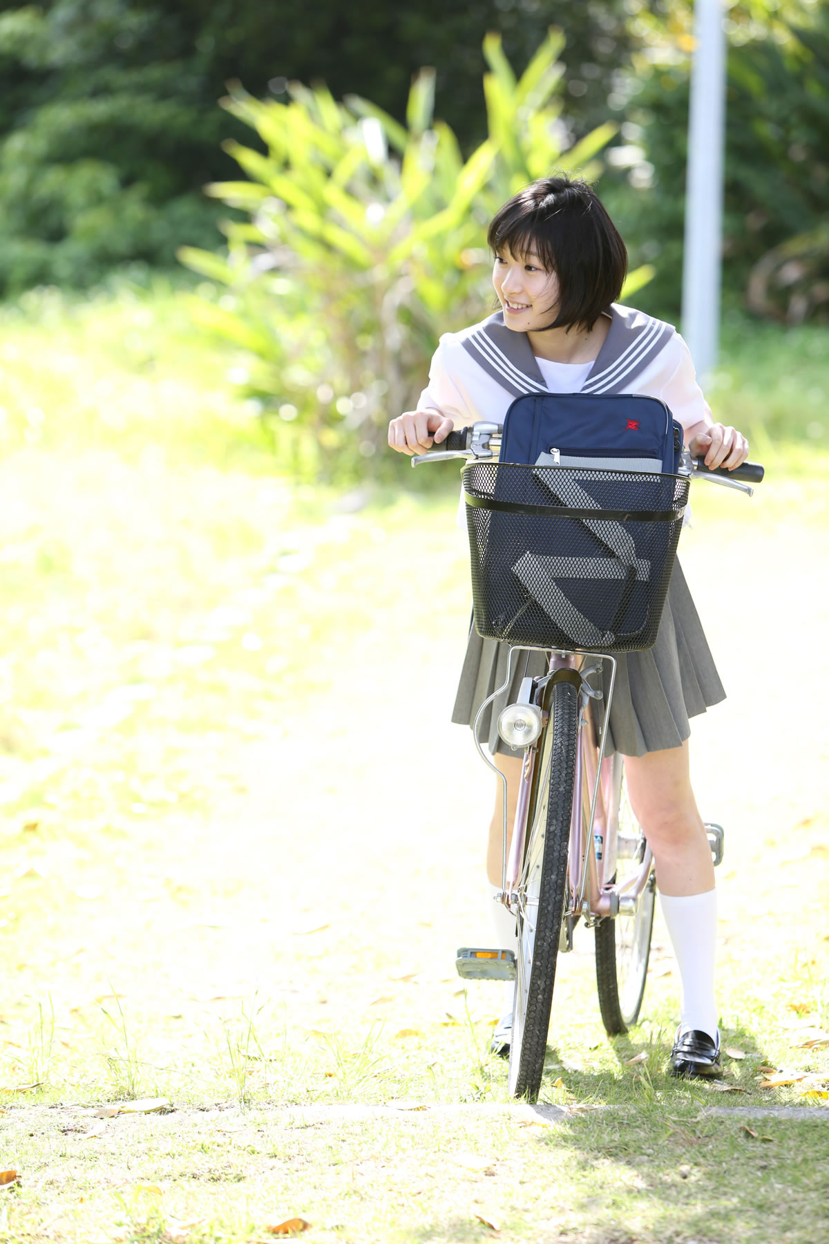 [Hello! Project digital books]高清写真图2015.05 No.130 Karin Miyamoto 宫本佳林