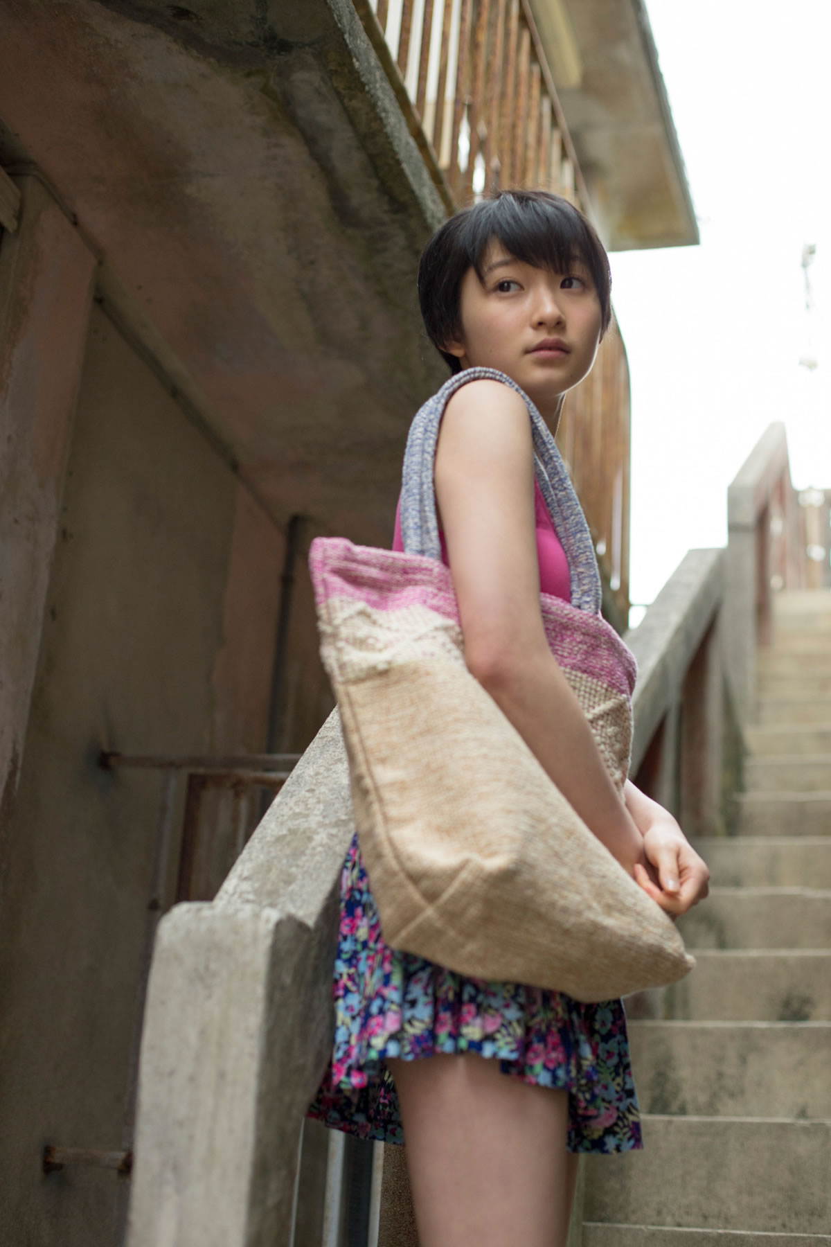 宫本佳林 [Hello! Project Digital Books]高清写真图2015.10 Vol.135