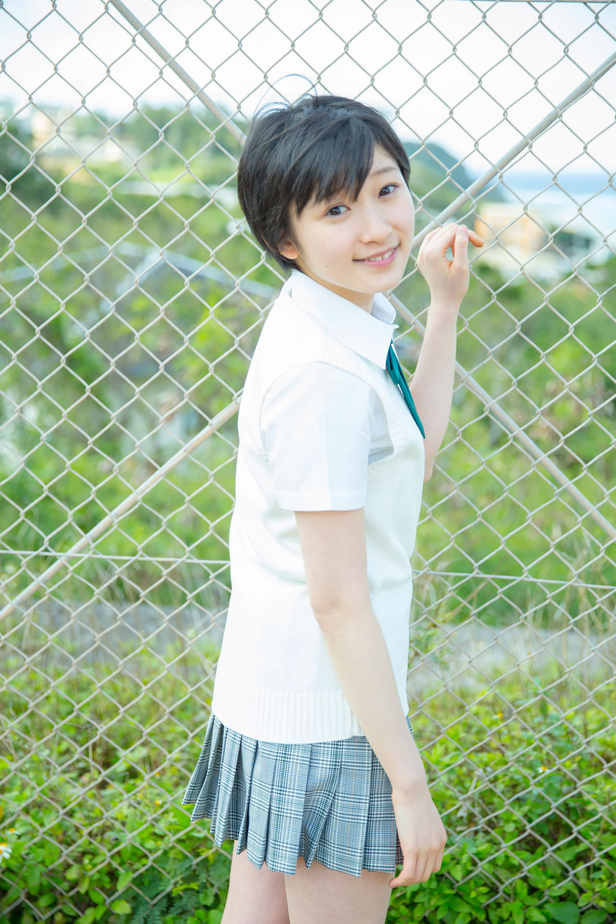 宫本佳林 [Hello! Project Digital Books]高清写真图2015.10 Vol.135