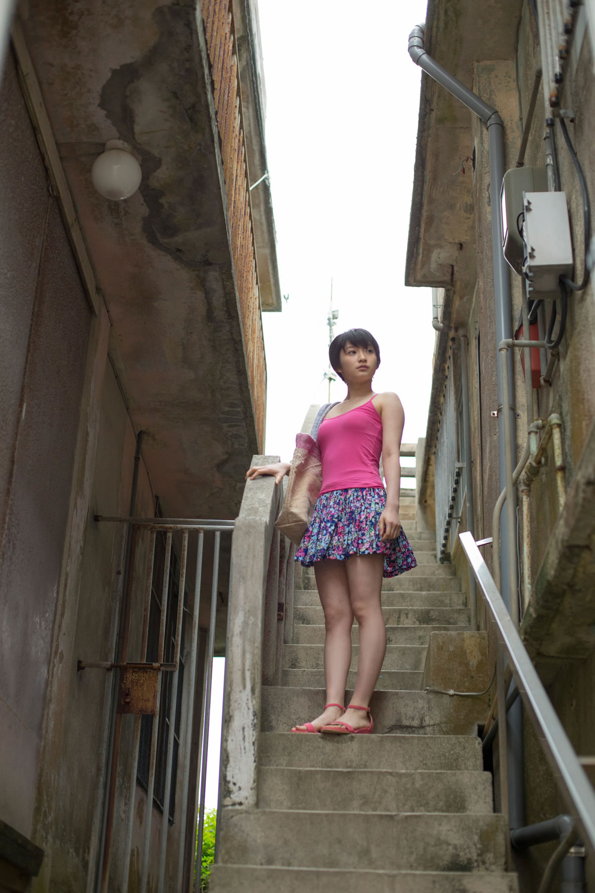 宫本佳林 [Hello! Project Digital Books]高清写真图2015.10 Vol.135