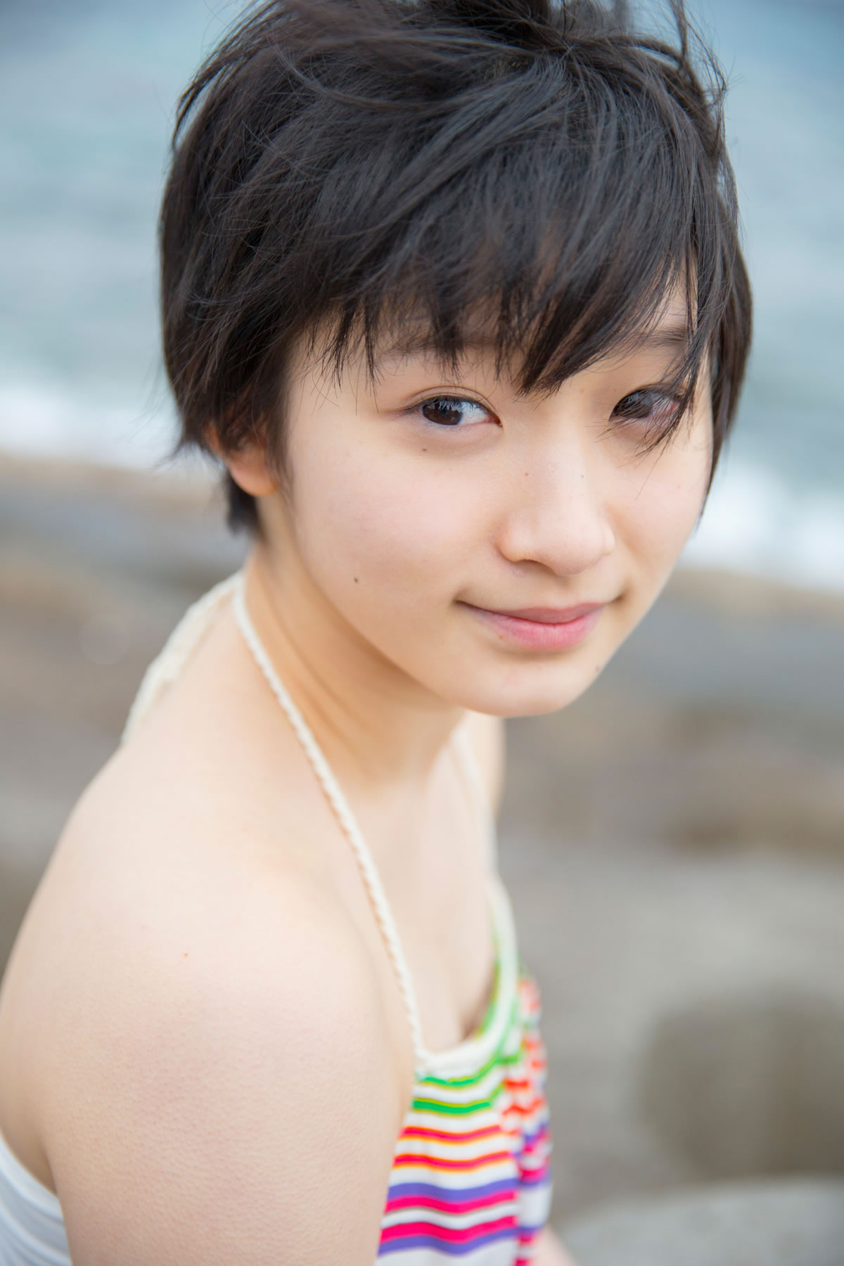 宫本佳林 [Hello! Project Digital Books]高清写真图2015.10 Vol.135