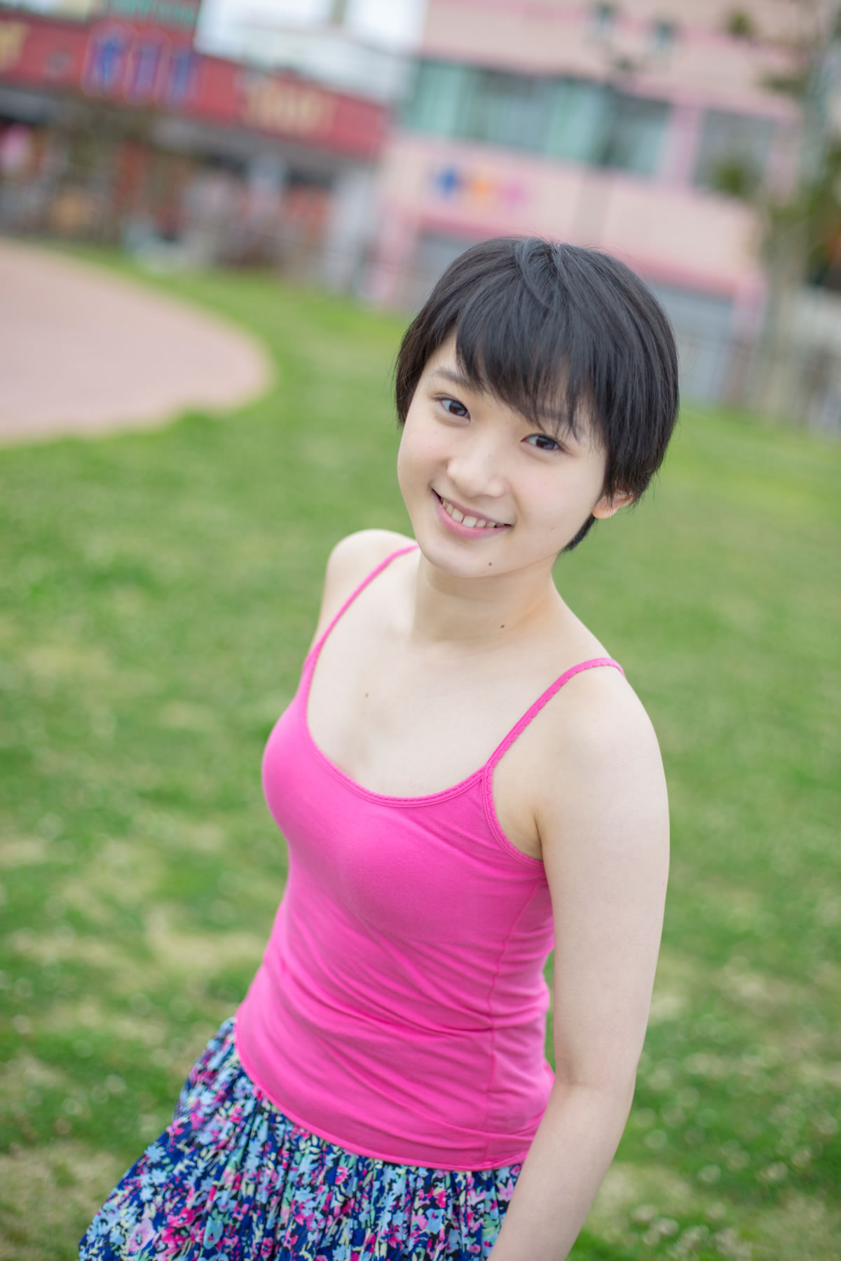 宫本佳林 [Hello! Project Digital Books]高清写真图2015.10 Vol.135