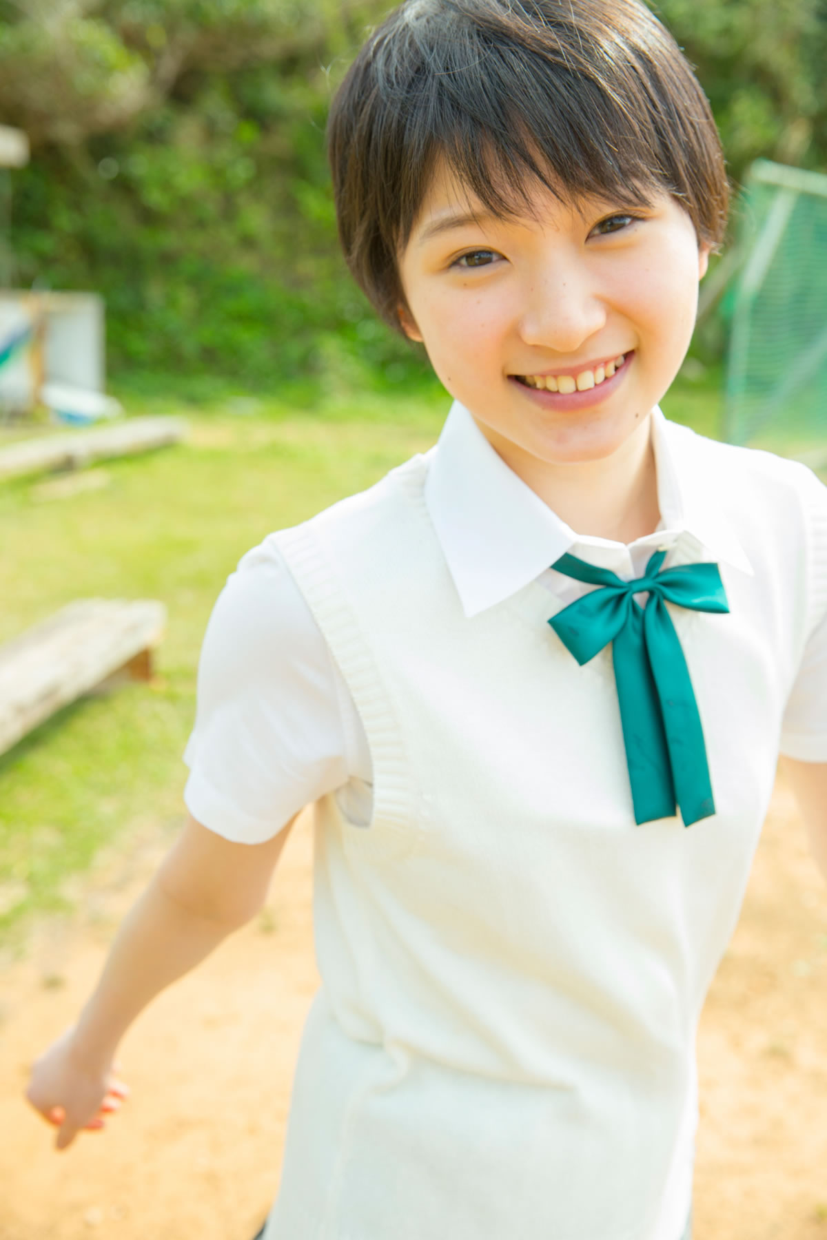 宫本佳林 [Hello! Project Digital Books]高清写真图2015.10 Vol.135