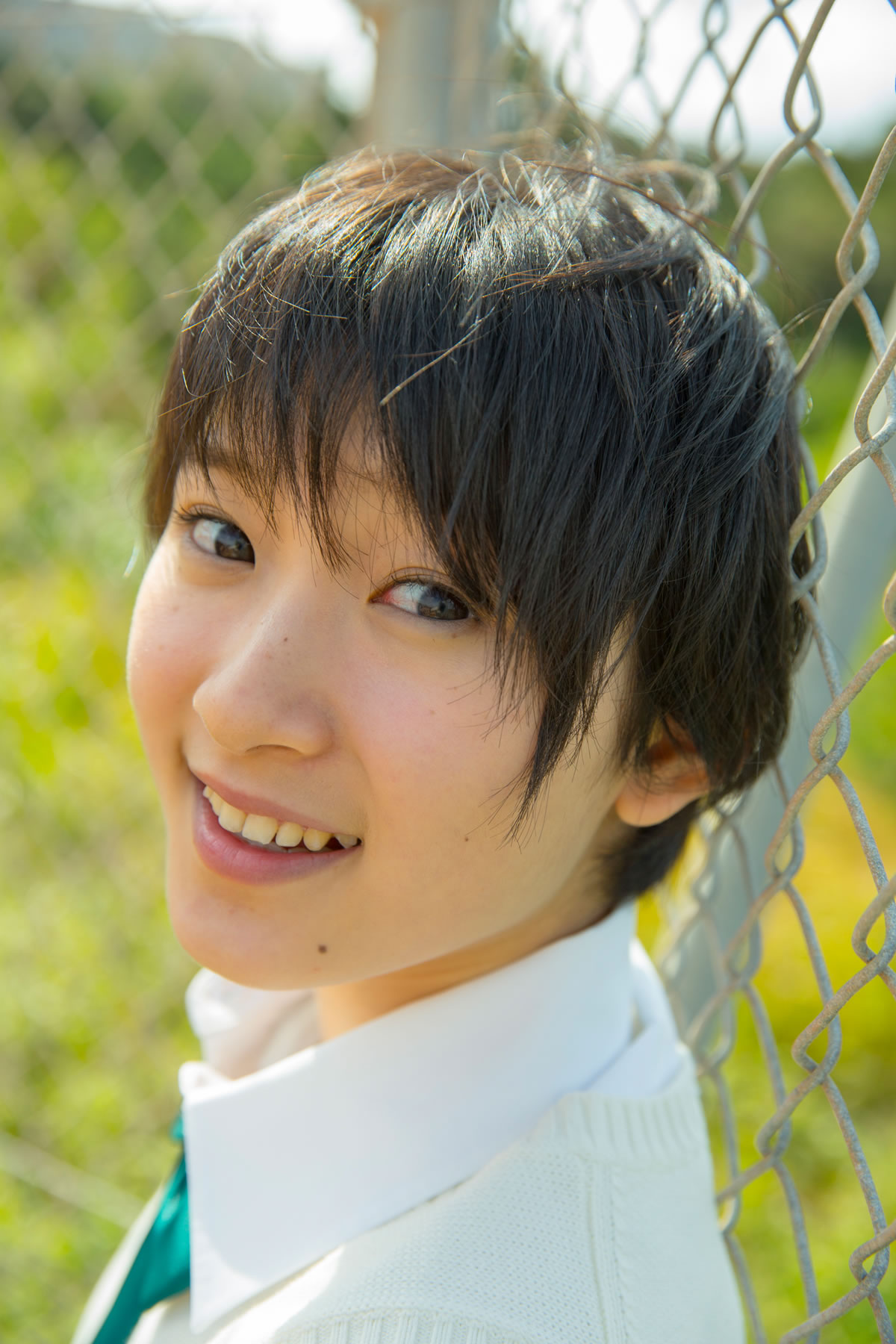 宫本佳林 [Hello! Project Digital Books]高清写真图2015.10 Vol.135