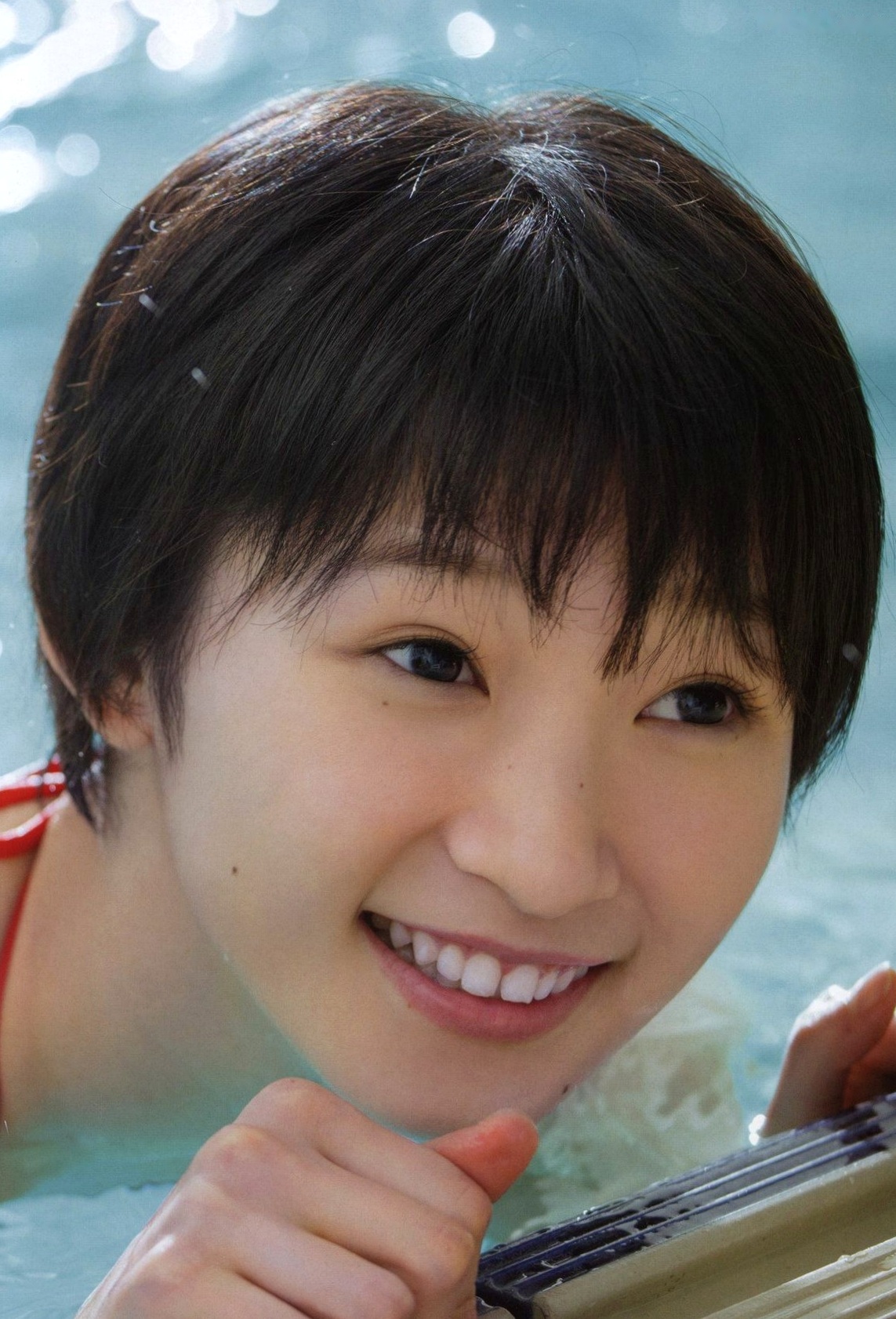 Gallery - 宮本佳林《Karin sixteen》写真集，清纯校服与清新居家风格，记录十六岁少女灵动之美日本清纯治愈系校服萝莉 宫本佳林女神私房照_秀色女神 - image 64