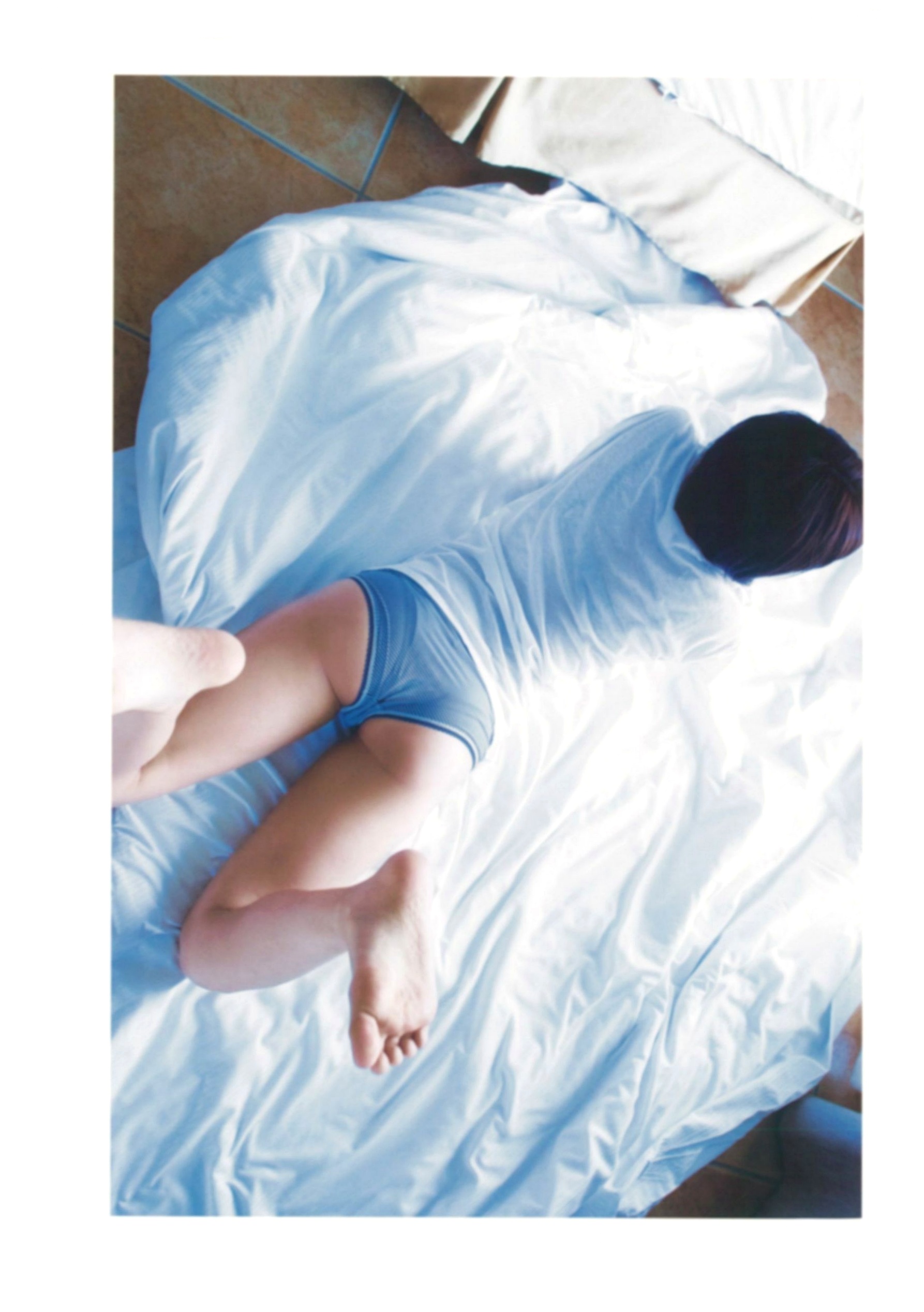Gallery - 渡辺美優紀唯美写真集《MW》高清大图，私房内衣与海边清凉灵动，治愈系女神展现纯欲诱惑之美清纯治愈系日本性感私房照 渡边美优纪女神私房照_秀色女神 - image 89