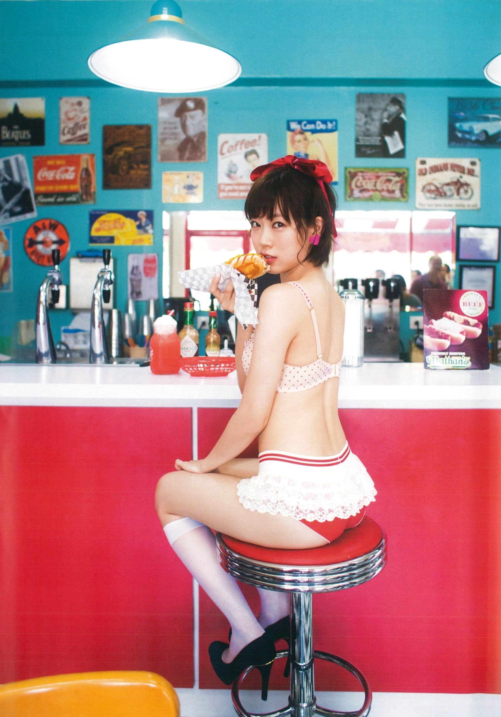 Gallery - 渡辺美優紀唯美写真集《MW》高清大图，私房内衣与海边清凉灵动，治愈系女神展现纯欲诱惑之美清纯治愈系日本性感私房照 渡边美优纪女神私房照_秀色女神 - image 111