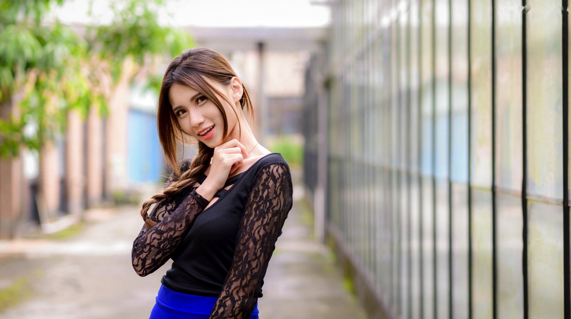 Gallery - 台湾正妹蔡译心户外写真：青春学院风校服与简约时尚街拍，尽显修长美腿与纤细骨感美台湾街拍校服骨感美腿气质户外清新 蔡译心女神私房照_秀色女神 - image 32