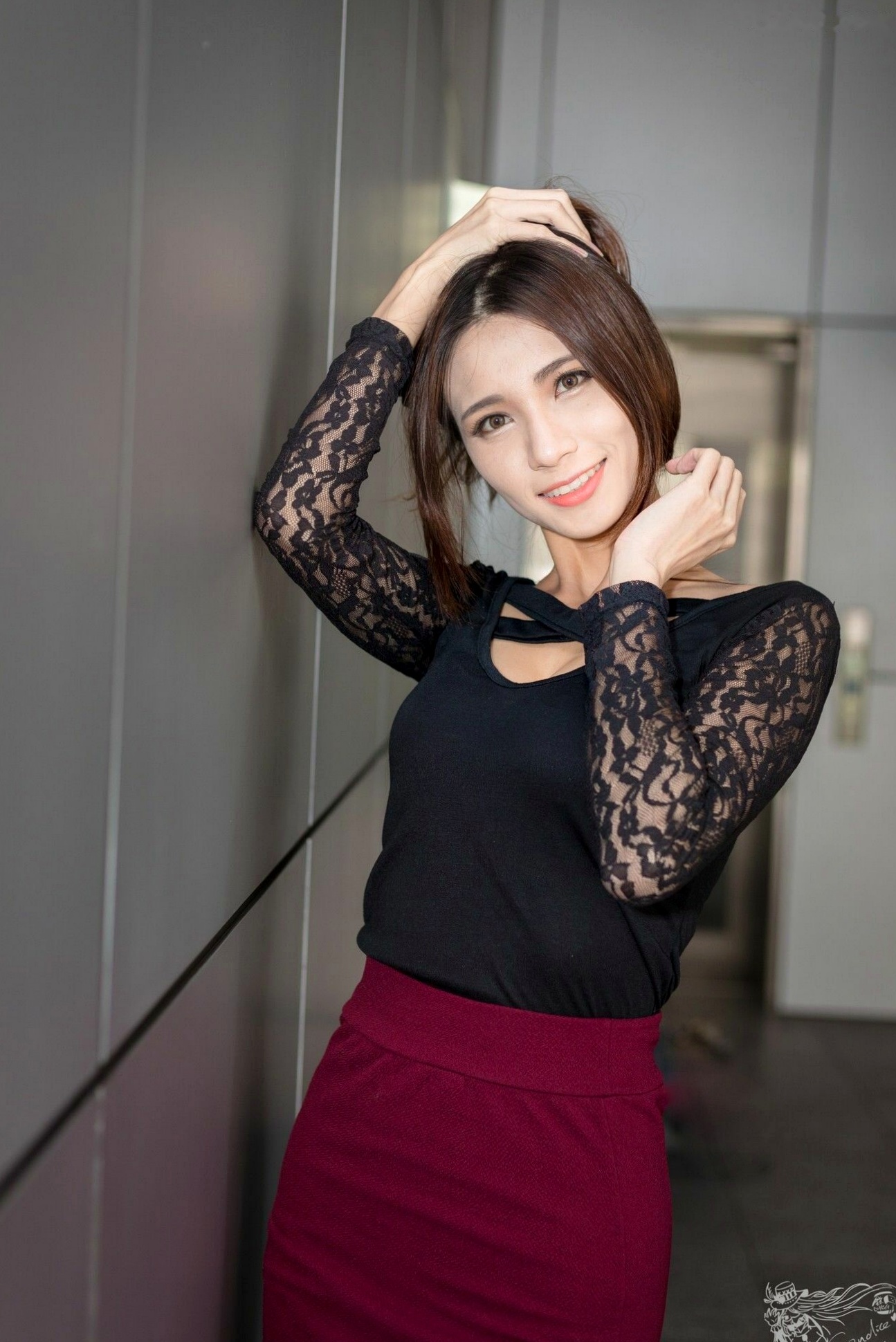 Gallery - 台湾正妹蔡译心户外写真：青春学院风校服与简约时尚街拍，尽显修长美腿与纤细骨感美台湾街拍校服骨感美腿气质户外清新 蔡译心女神私房照_秀色女神 - image 76