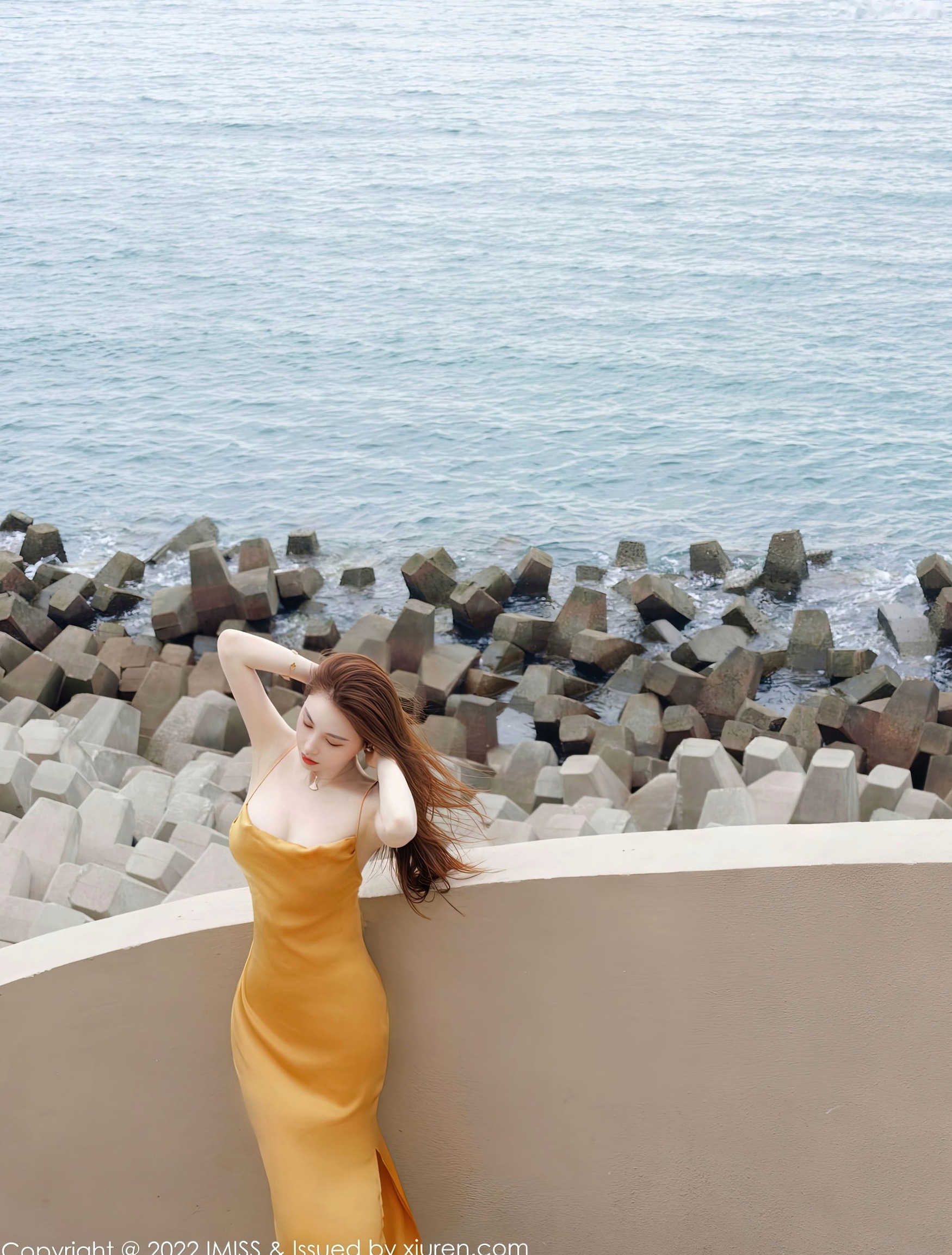 Gallery - IMiss爱蜜社 - Honey Club -刘奕宁：海边清纯系写真，白色露背长裙演绎夏日度假风，时尚休闲白裤穿搭尽显修长身材，清秀甜美户外私房大尺度美图爱蜜社 - Honey Club 性感户外清新女神私房照 刘奕宁女神私房照_秀色女神 - image 20