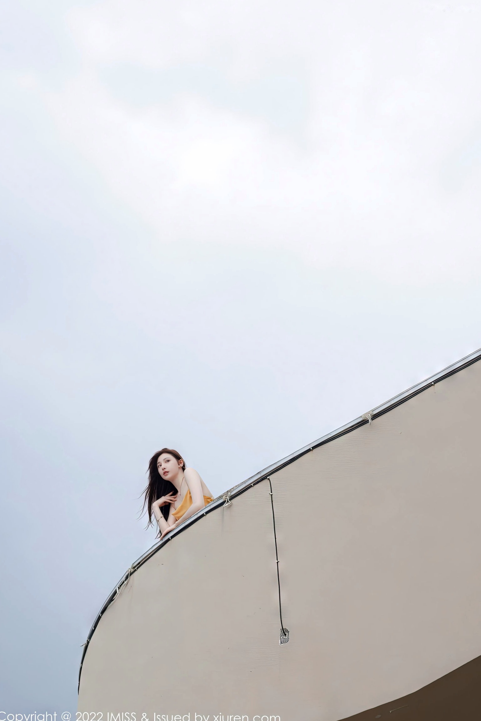 Gallery - IMiss爱蜜社 - Honey Club -刘奕宁：海边清纯系写真，白色露背长裙演绎夏日度假风，时尚休闲白裤穿搭尽显修长身材，清秀甜美户外私房大尺度美图爱蜜社 - Honey Club 性感户外清新女神私房照 刘奕宁女神私房照_秀色女神 - image 24