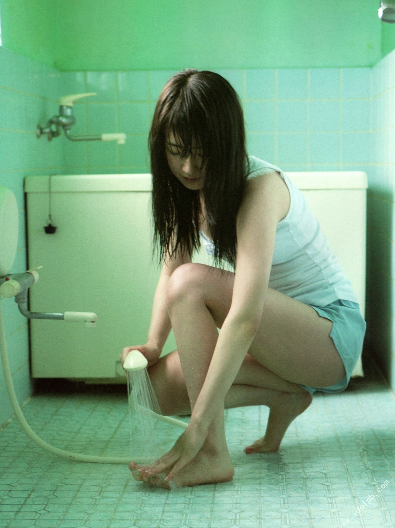 Gallery - 高山一实写真集《恋かもしれない》高清私房户外度假美图，海边比基尼与青春活力的清新治愈魅力日本比基尼清新治愈系私房照 高山一实女神私房照_秀色女神 - image 33