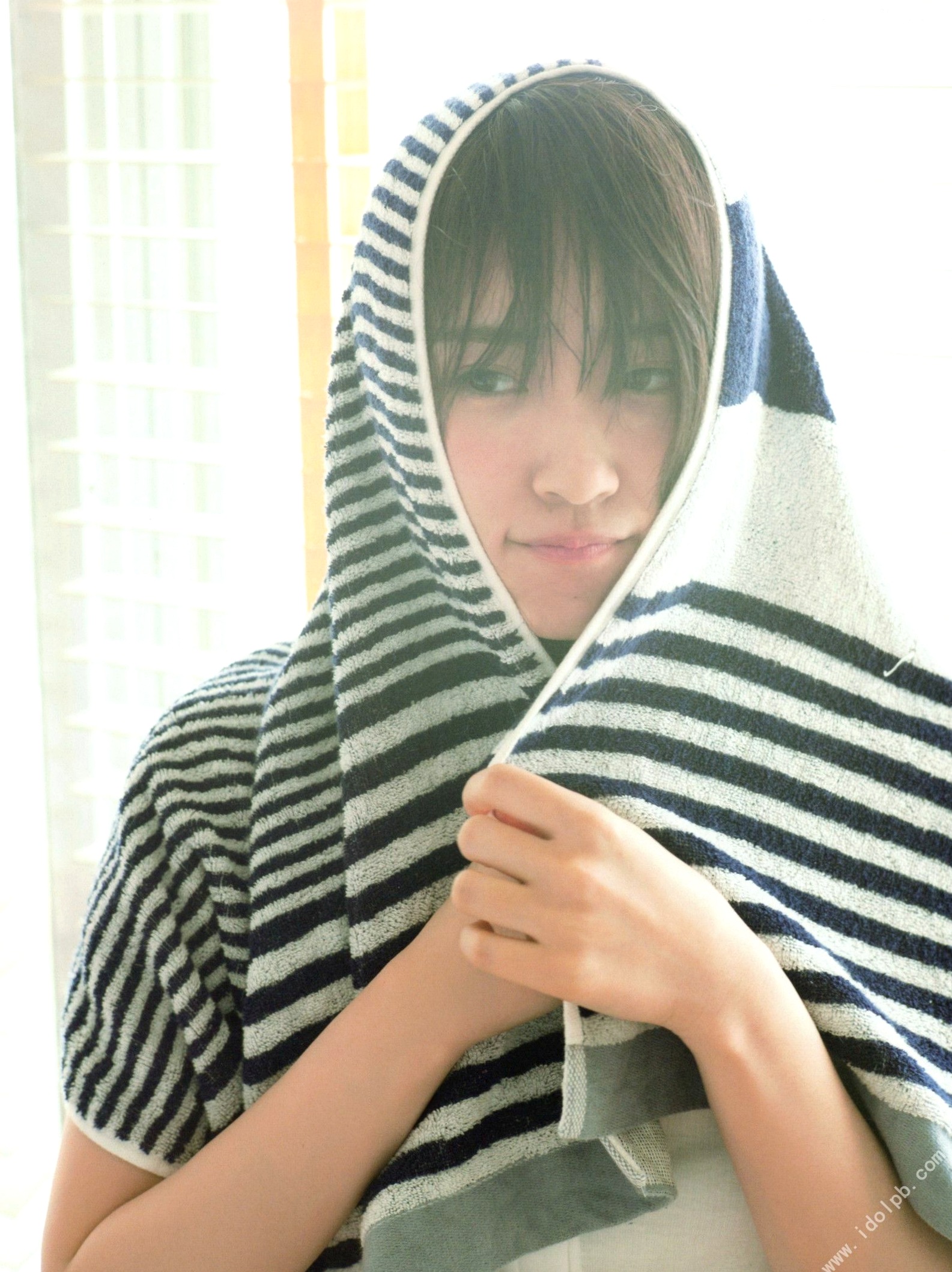 Gallery - 高山一实写真集《恋かもしれない》高清私房户外度假美图，海边比基尼与青春活力的清新治愈魅力日本比基尼清新治愈系私房照 高山一实女神私房照_秀色女神 - image 34