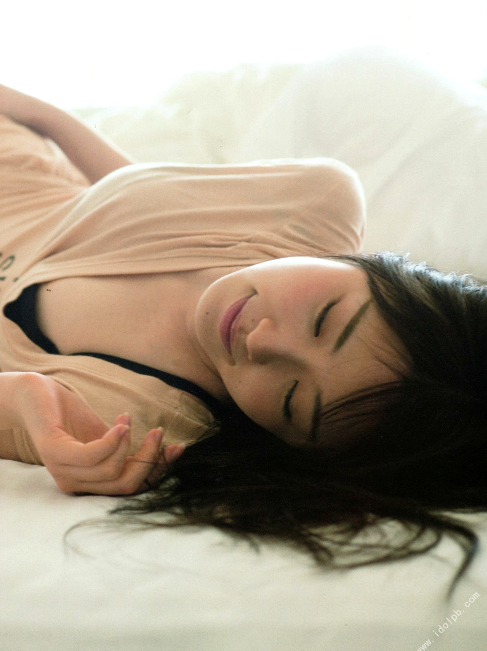 Gallery - 高山一实写真集《恋かもしれない》高清私房户外度假美图，海边比基尼与青春活力的清新治愈魅力日本比基尼清新治愈系私房照 高山一实女神私房照_秀色女神 - image 79