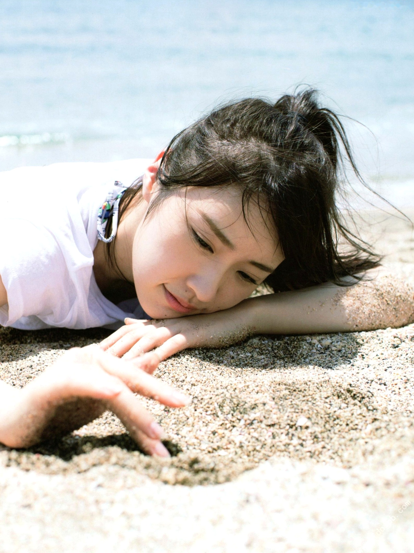Gallery - 高山一实写真集《恋かもしれない》高清私房户外度假美图，海边比基尼与青春活力的清新治愈魅力日本比基尼清新治愈系私房照 高山一实女神私房照_秀色女神 - image 101