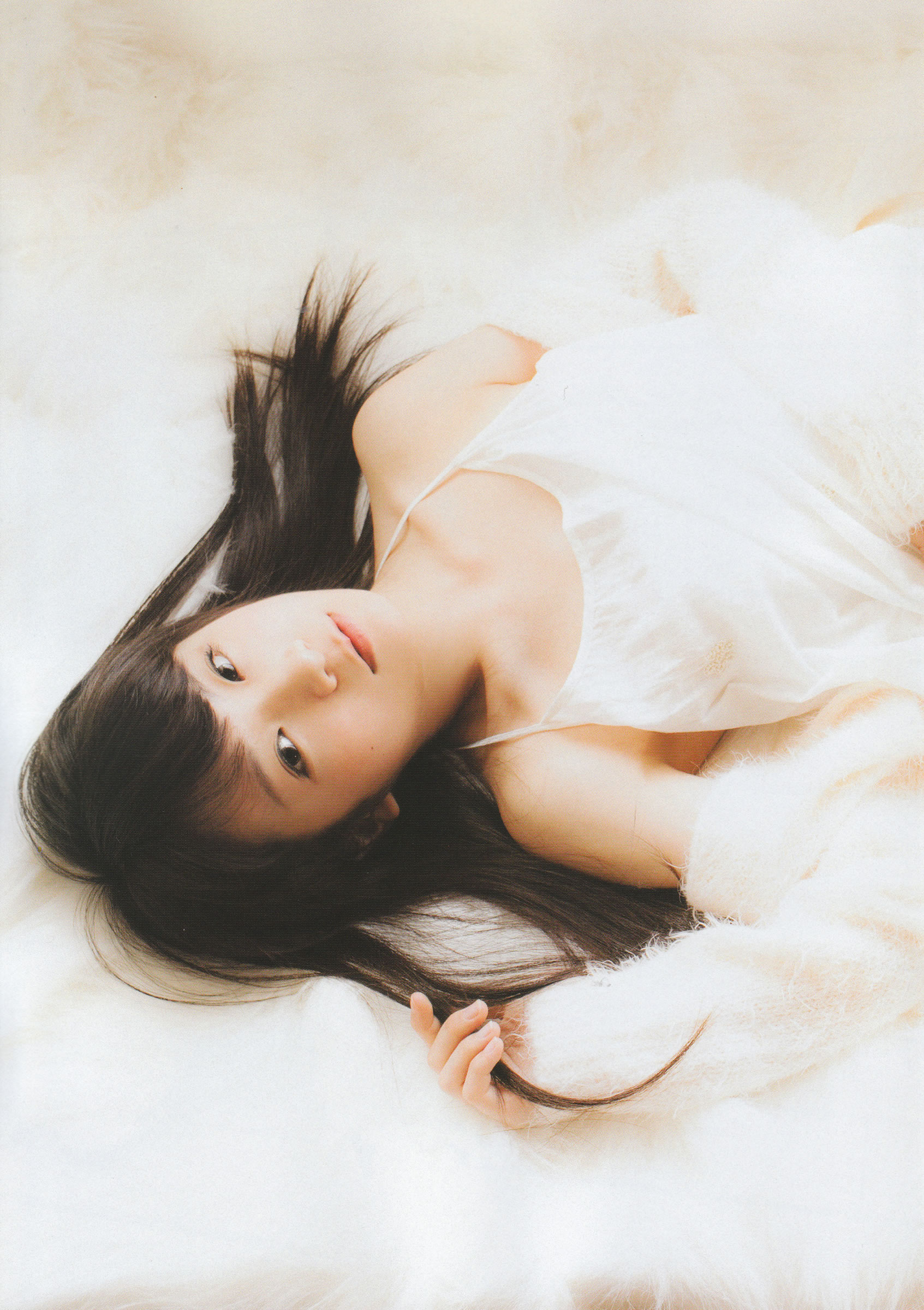 [UTB]高清写真图2014年12月号 乃木坂46