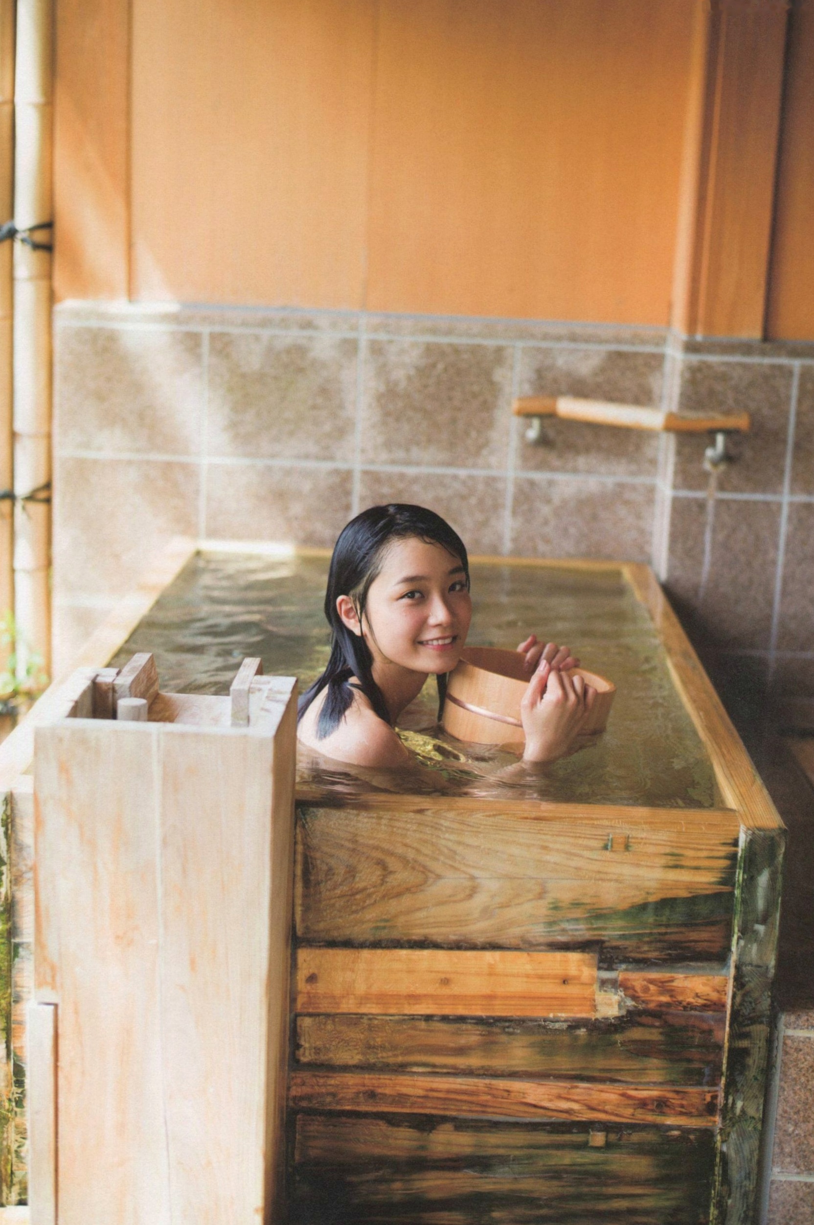 Gallery - PB写真集_深川麻衣《ずっと、そばにいたい》：海边户外清新自然写实，治愈系甜美女神风清新日本治愈系户外女神 深川麻衣女神私房照_秀色女神 - image 15