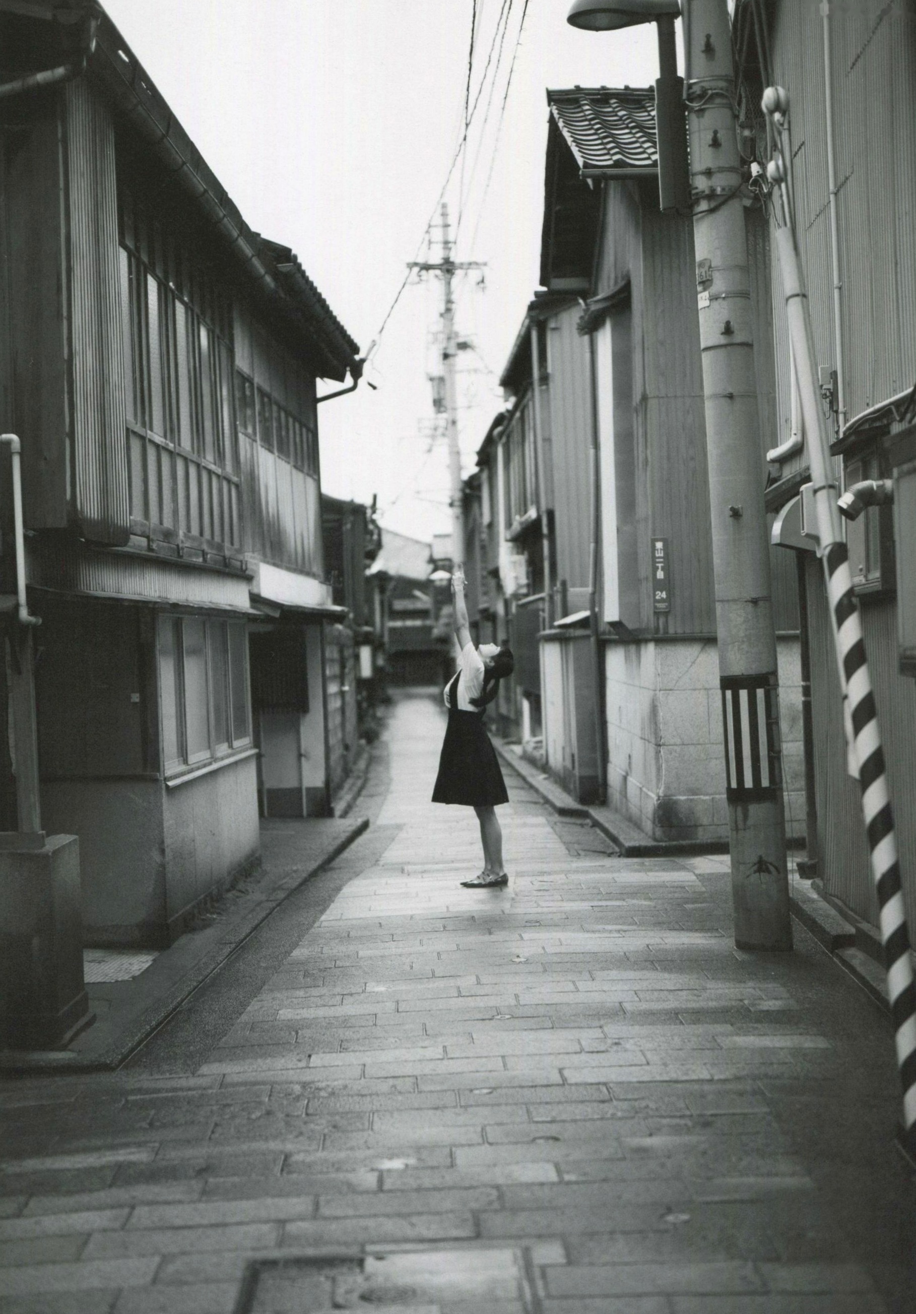 Gallery - PB写真集_深川麻衣《ずっと、そばにいたい》：海边户外清新自然写实，治愈系甜美女神风清新日本治愈系户外女神 深川麻衣女神私房照_秀色女神 - image 27