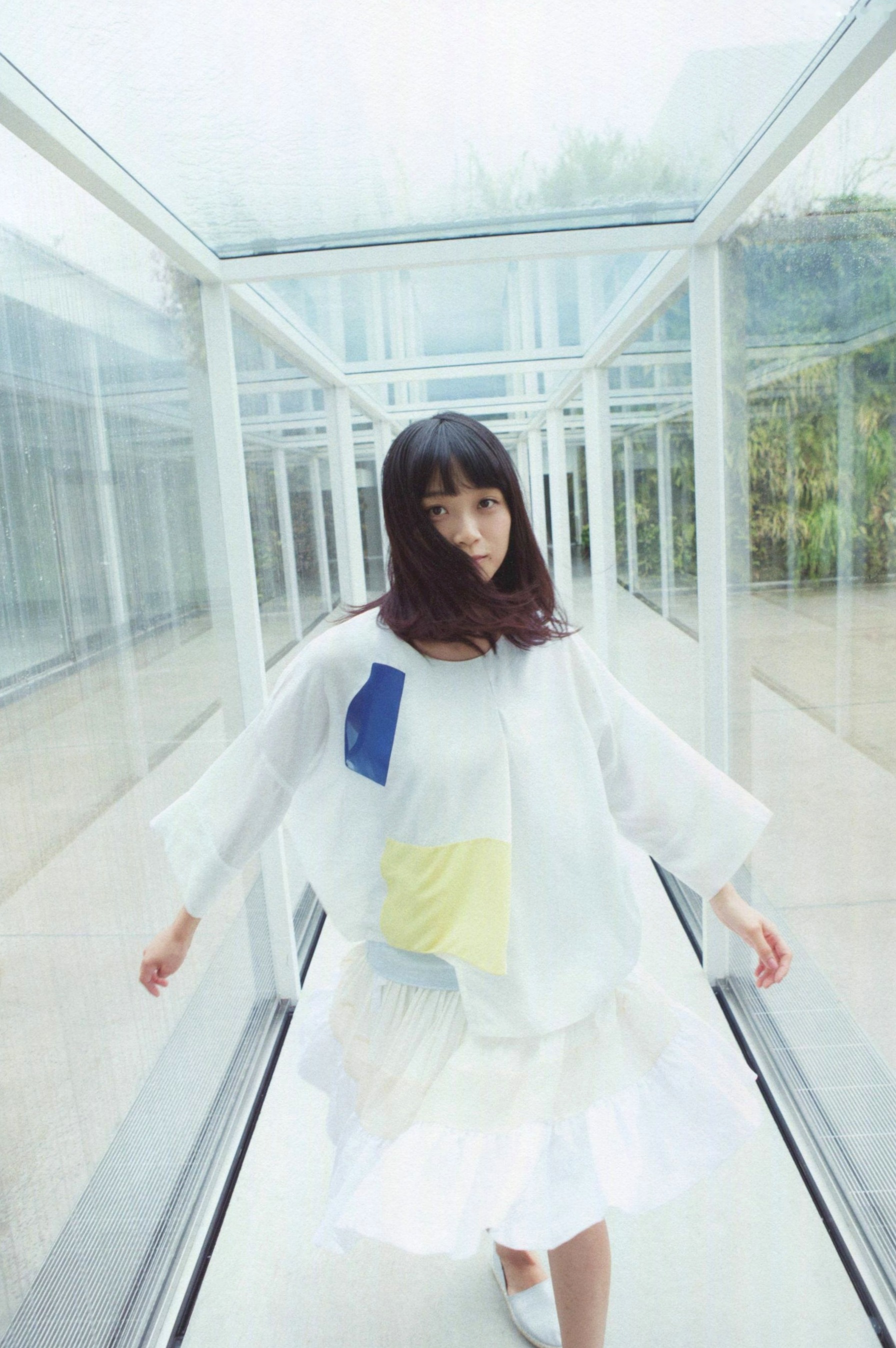 Gallery - PB写真集_深川麻衣《ずっと、そばにいたい》：海边户外清新自然写实，治愈系甜美女神风清新日本治愈系户外女神 深川麻衣女神私房照_秀色女神 - image 43