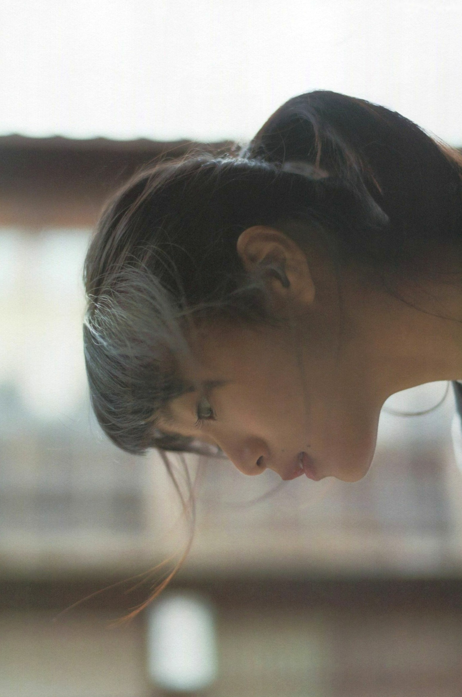 Gallery - PB写真集_深川麻衣《ずっと、そばにいたい》：海边户外清新自然写实，治愈系甜美女神风清新日本治愈系户外女神 深川麻衣女神私房照_秀色女神 - image 75