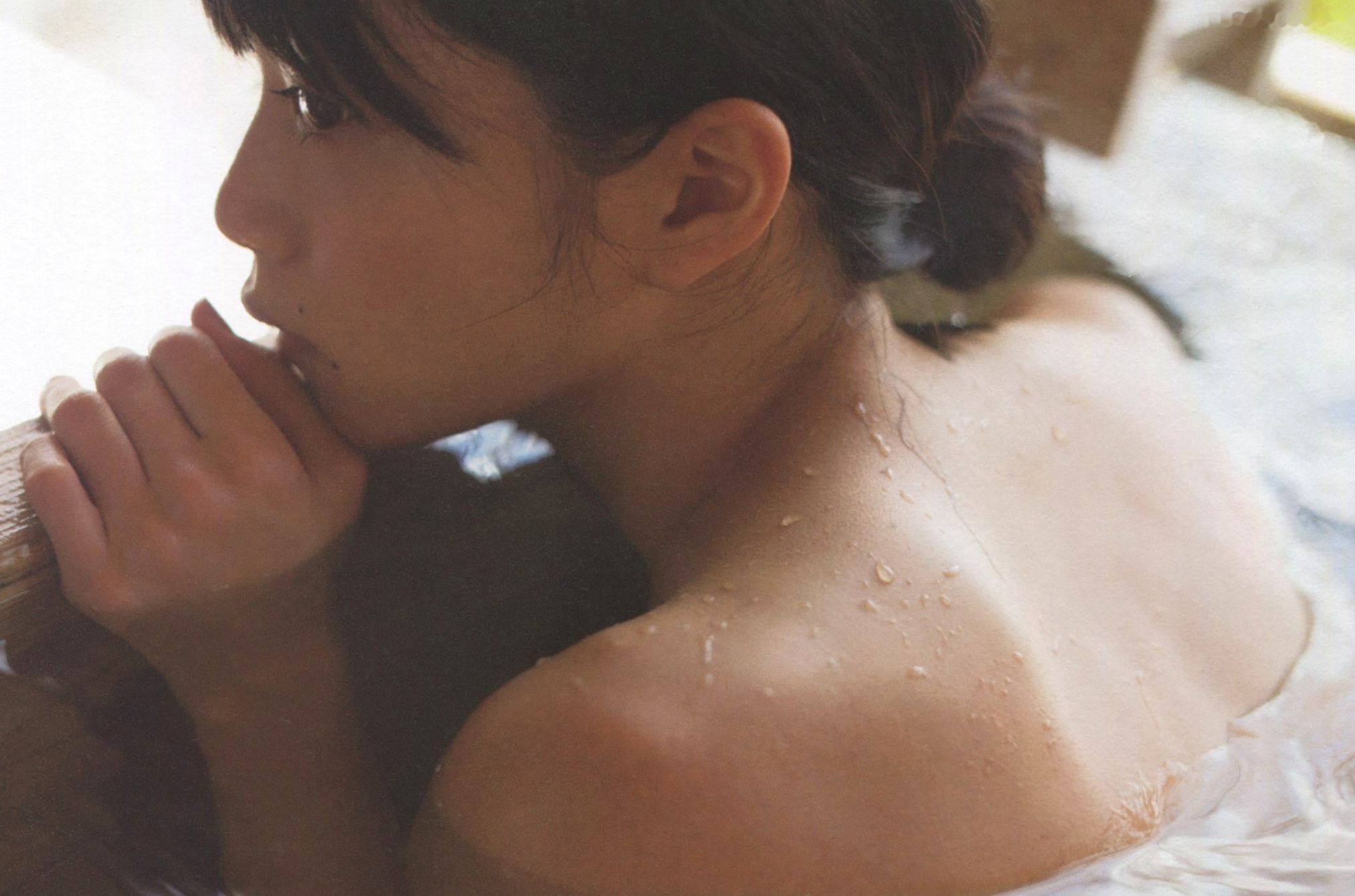 Gallery - PB写真集_深川麻衣《ずっと、そばにいたい》：海边户外清新自然写实，治愈系甜美女神风清新日本治愈系户外女神 深川麻衣女神私房照_秀色女神 - image 105