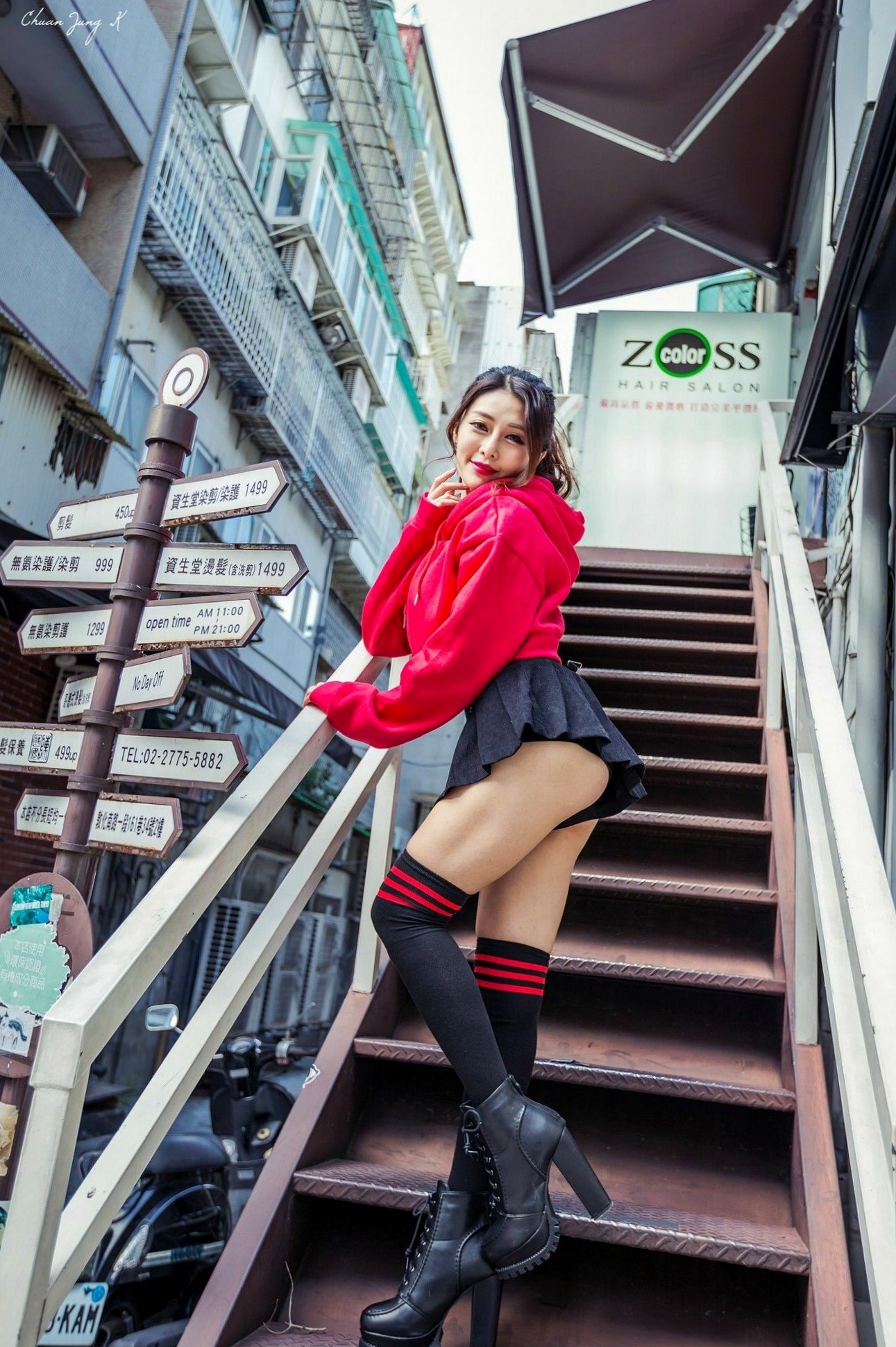 Gallery - 台湾正妹安希希户外街拍：冬阳晨拍尽显傲人曲线与时尚气质，极致性感写真精选[31P]台湾户外波涛胸涌极品气质 安希女神私房照_秀色女神 - image 20