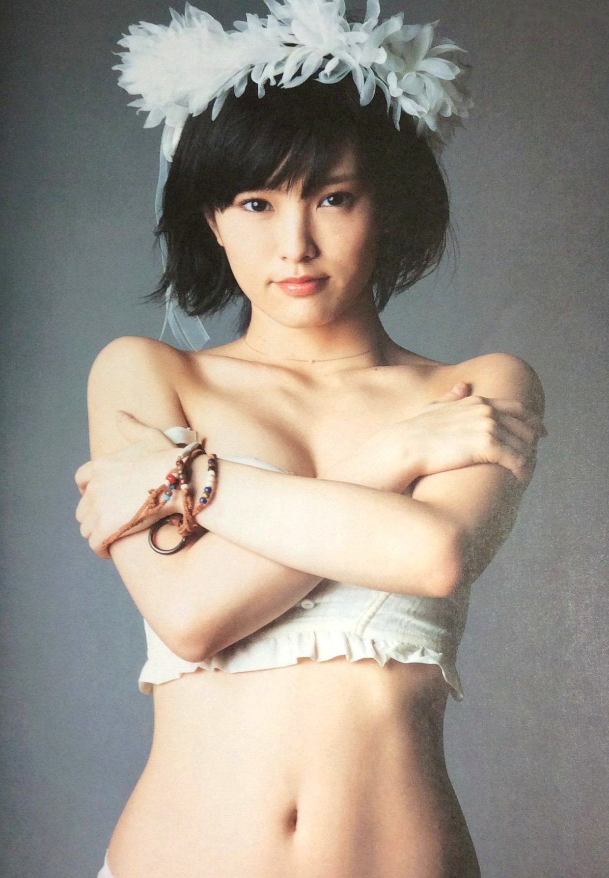 Gallery - PB写真集_山本彩《SY》高清美图：清纯短发、比基尼泳装诱惑，摄影大师LESLIE KEE镜头下的夏日灵动尤物日本性感比基尼清新女神 山本彩女神私房照_秀色女神 - image 129