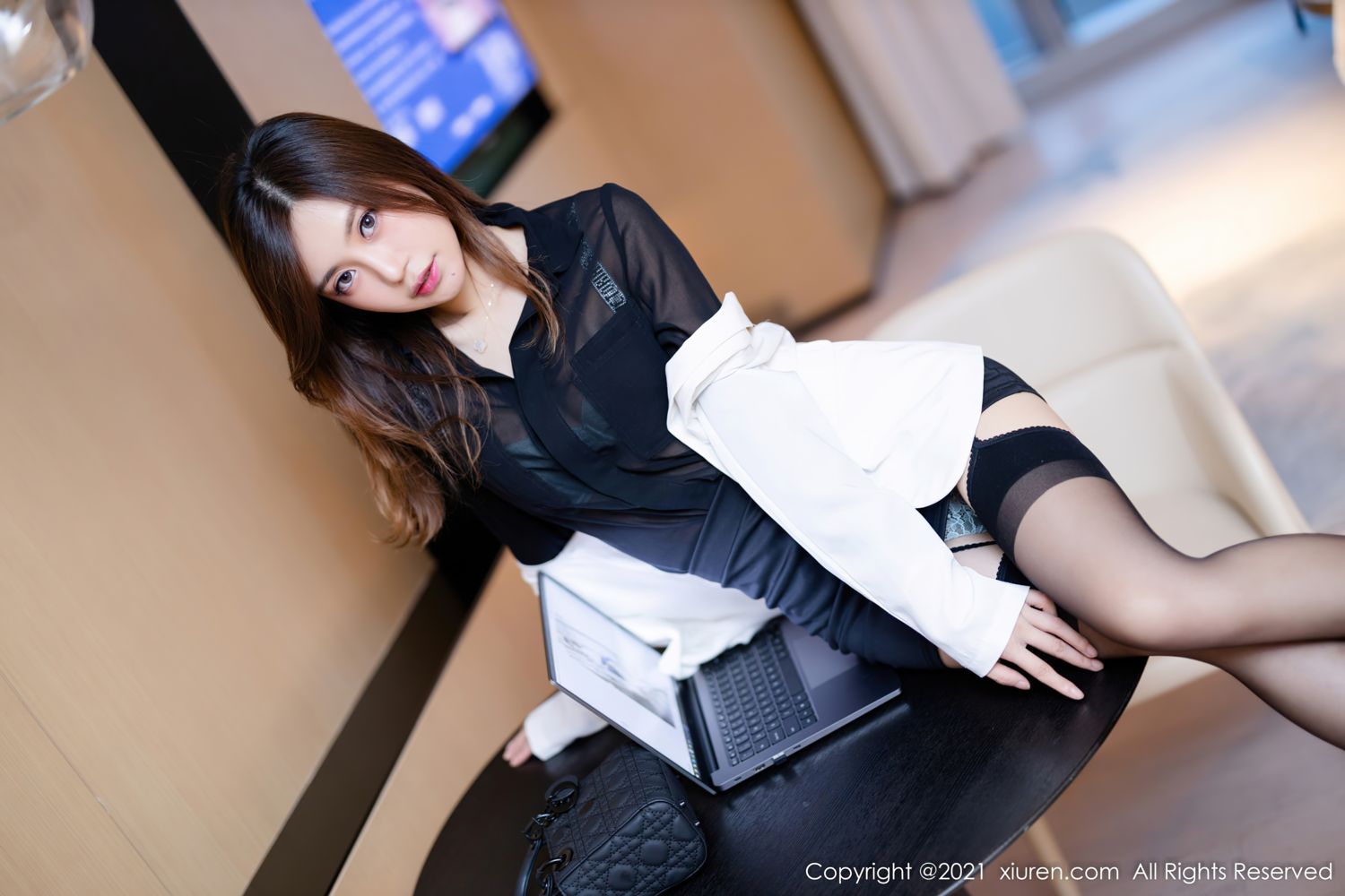 [XiuRen]高清写真图 2021.11.30 No.4285 绮里嘉ula